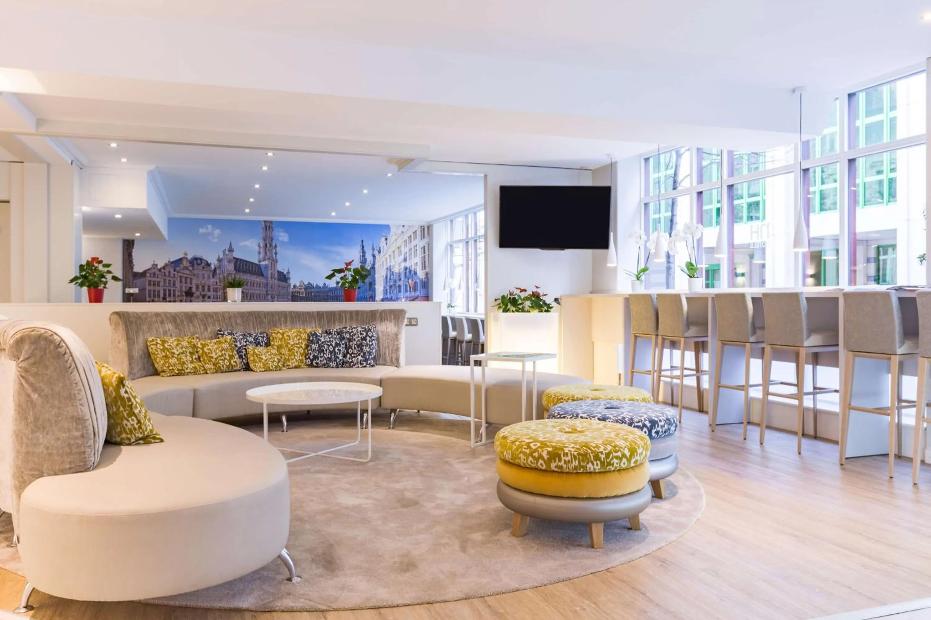 Lobby or reception in NH Brussels Grand Place Arenberg
