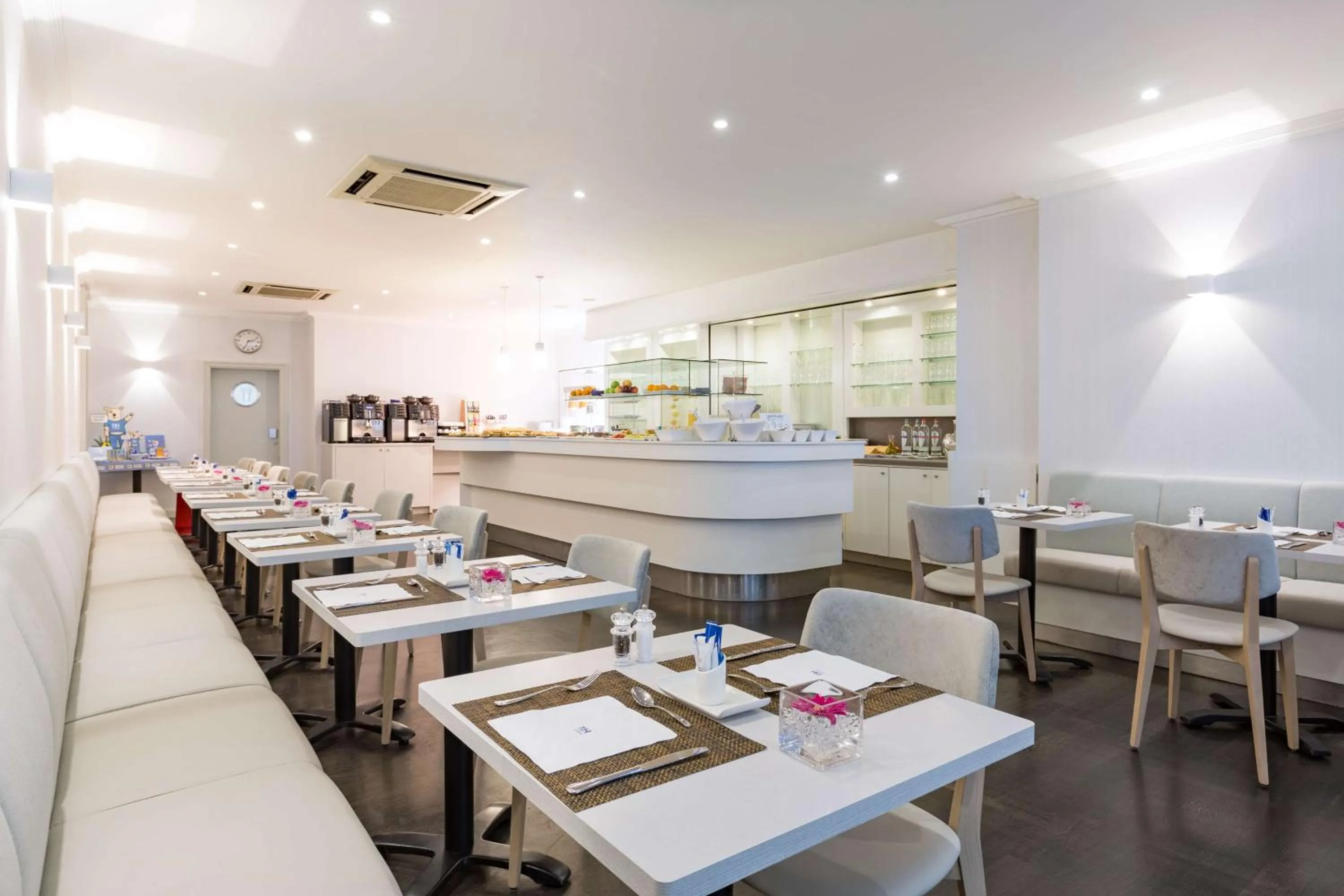 Breakfast in NH Brussels Grand Place Arenberg