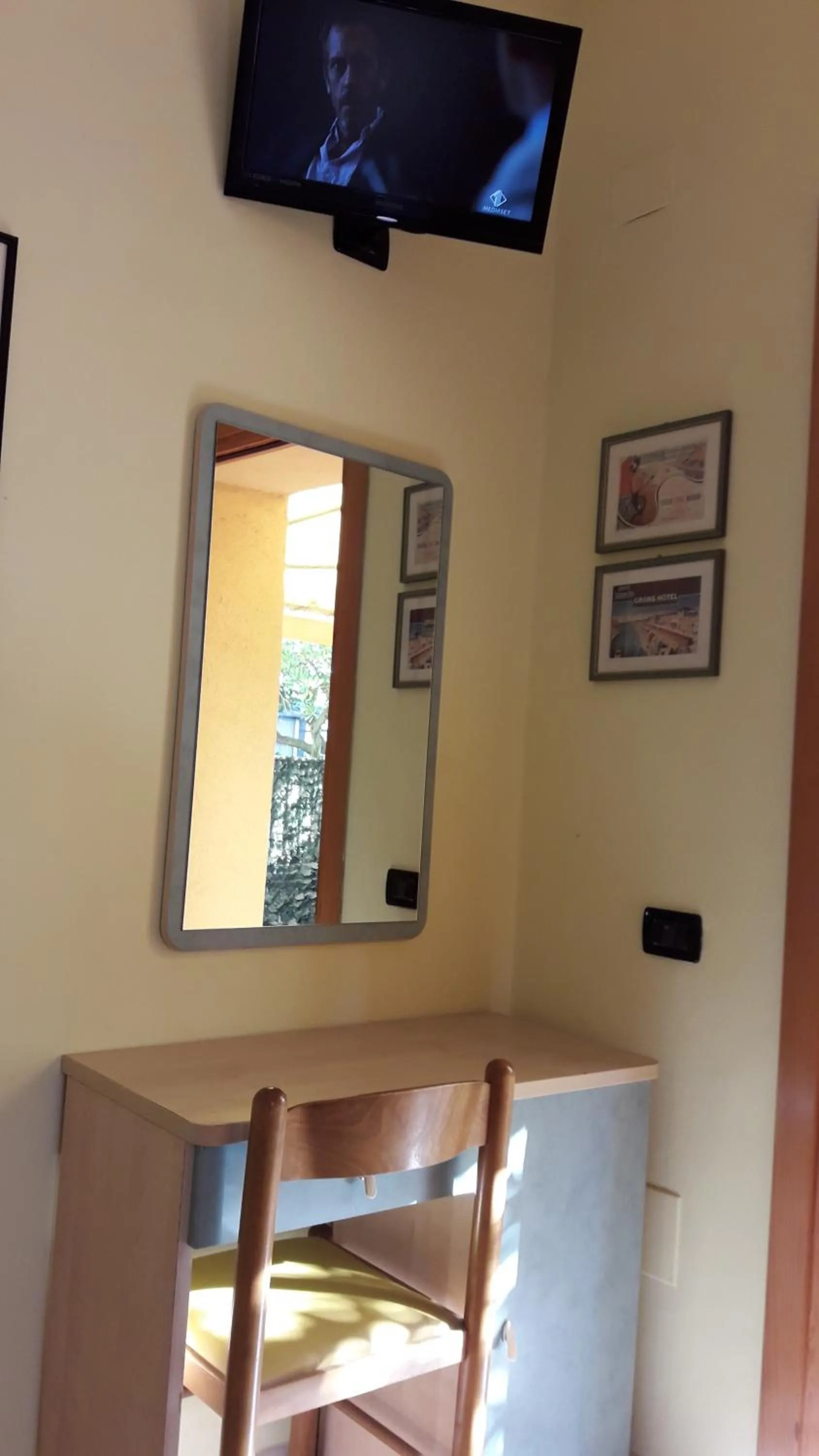 Photo of the whole room in Albergo Primavera