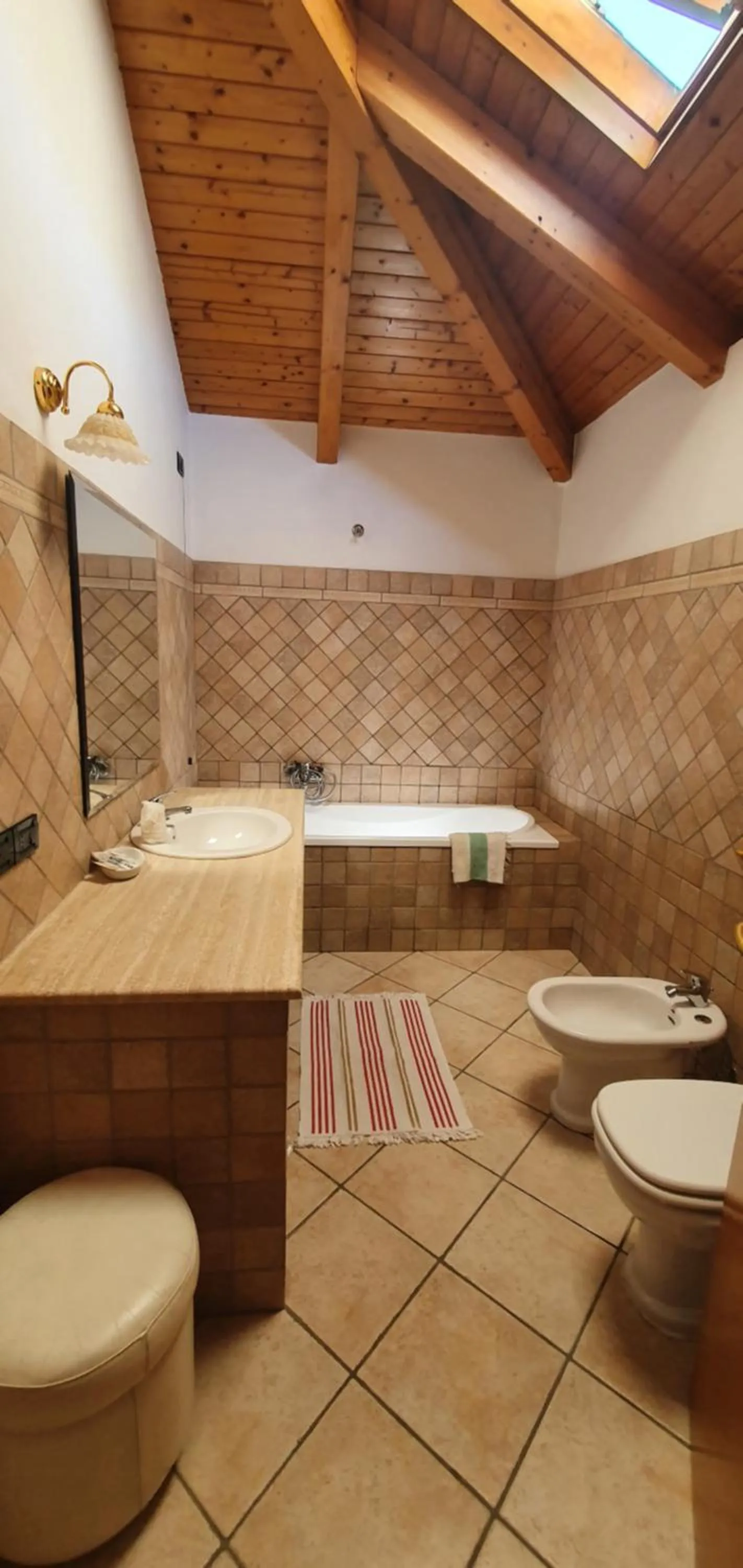 Bathroom in Albergo Primavera