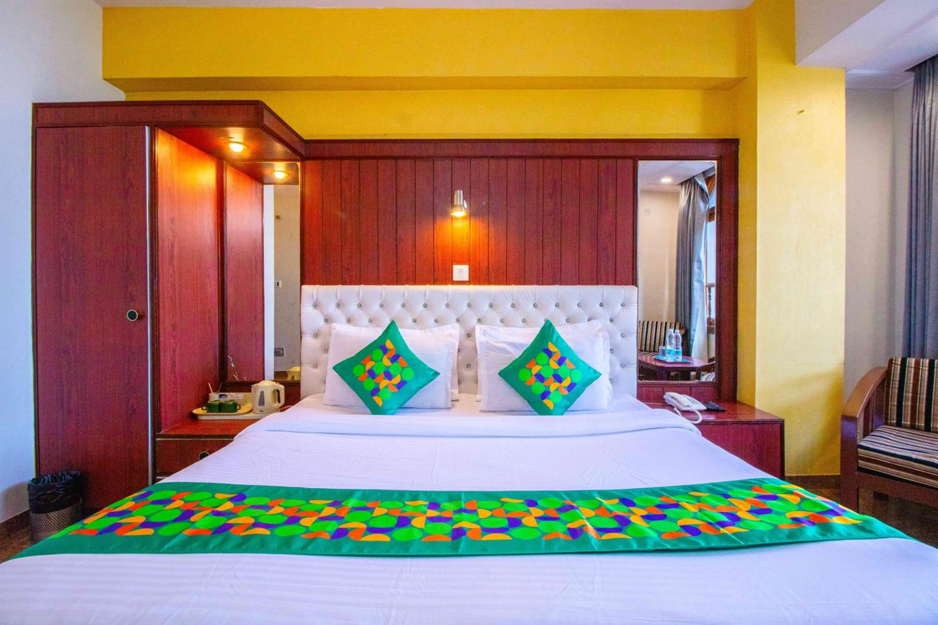 Bedroom, Bed in Treebo Varuna With Mountain View, Mall Road