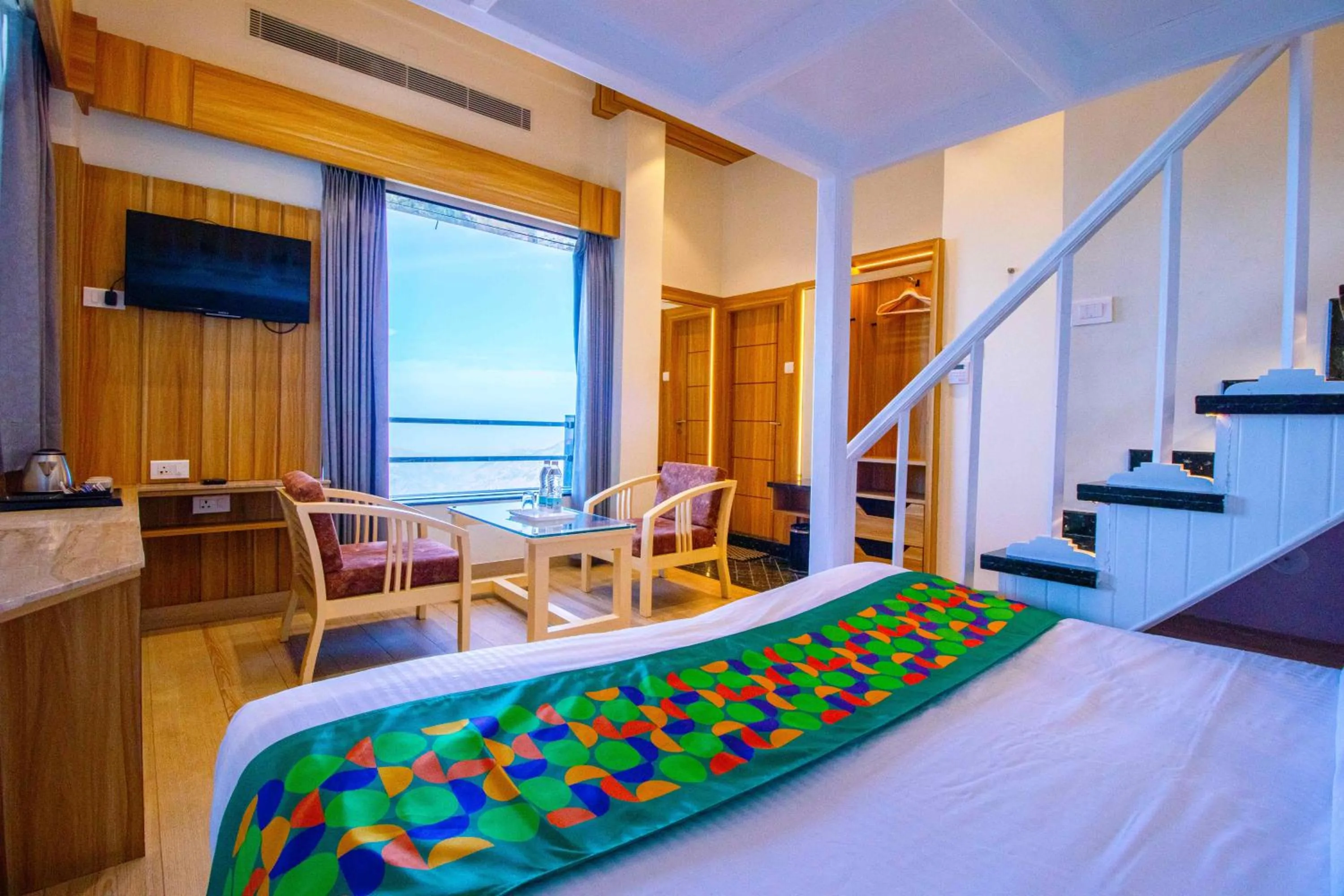 Bedroom, Bed in Treebo Varuna With Mountain View, Mall Road