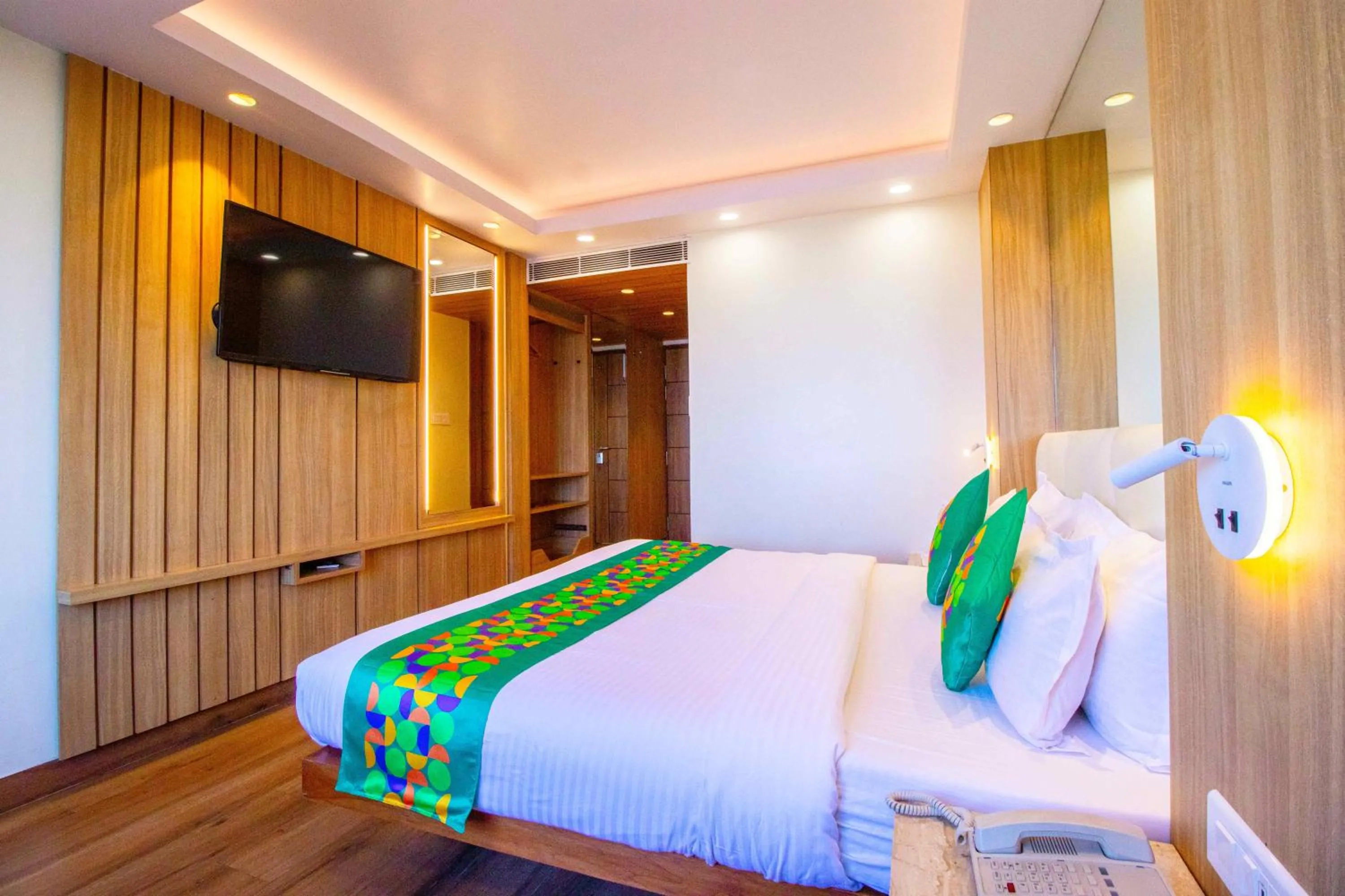 Bedroom, Bed in Treebo Varuna With Mountain View, Mall Road