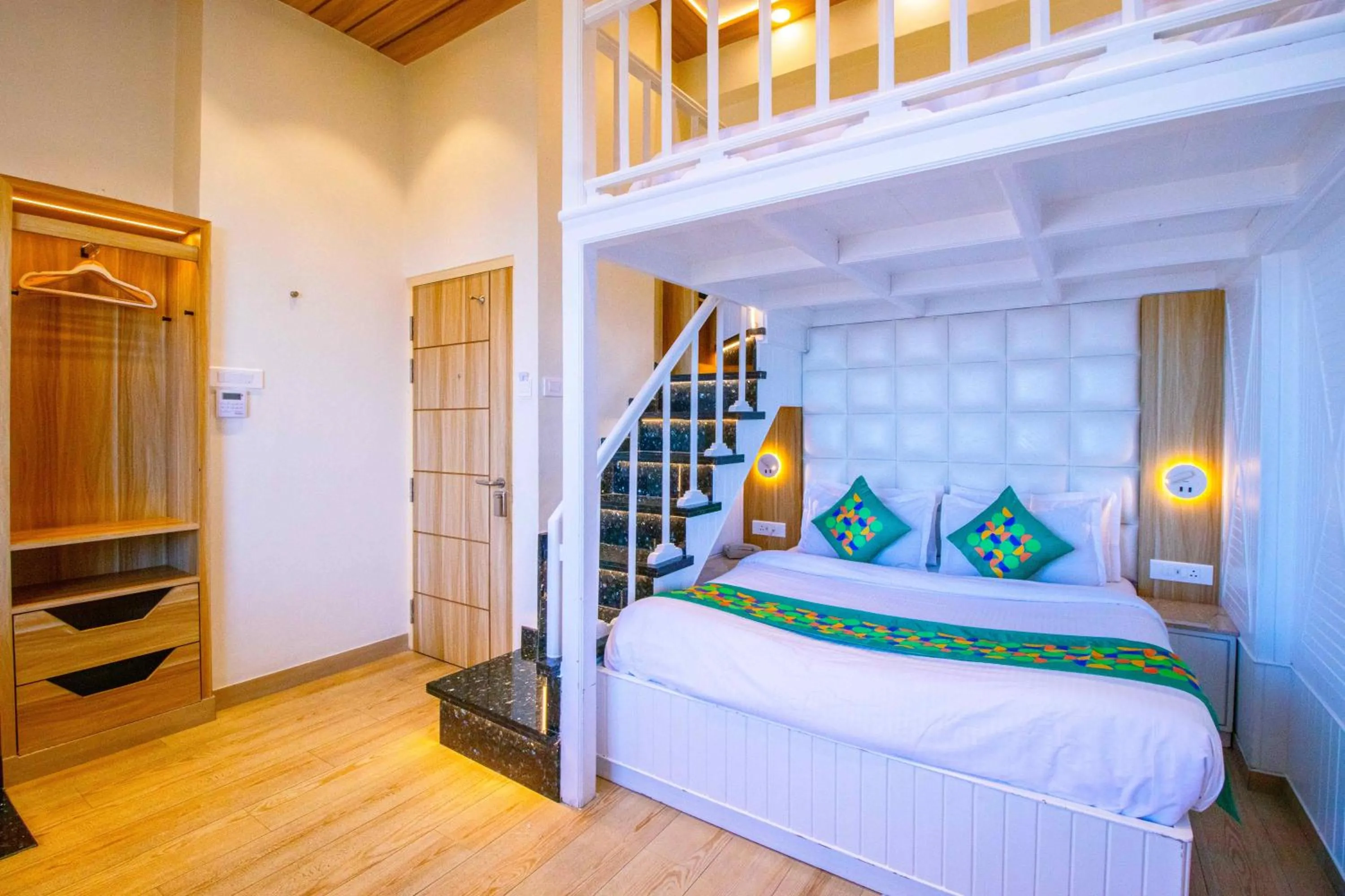 Bedroom, Bed in Treebo Varuna With Mountain View, Mall Road