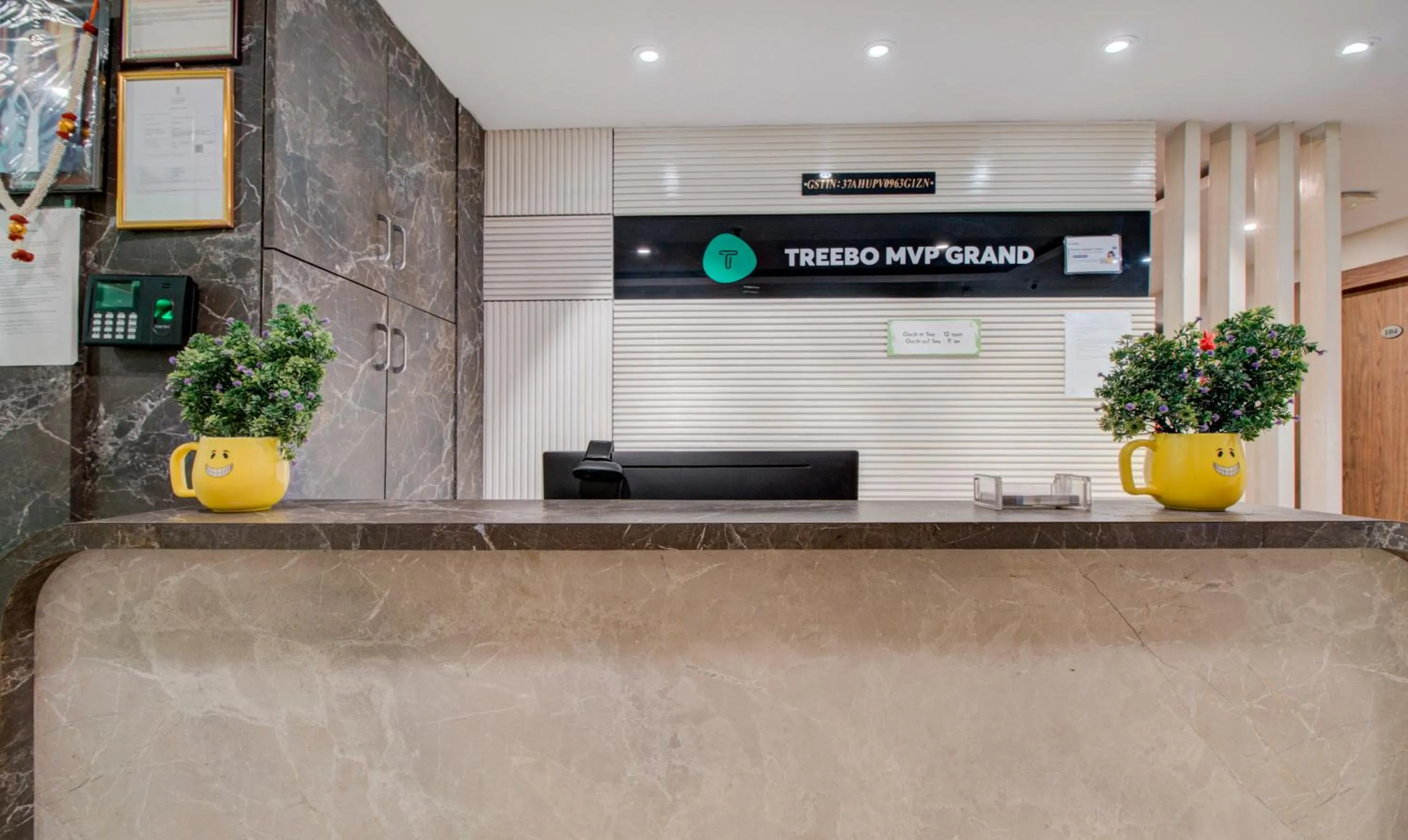 Lobby or reception in Treebo MVP Grand