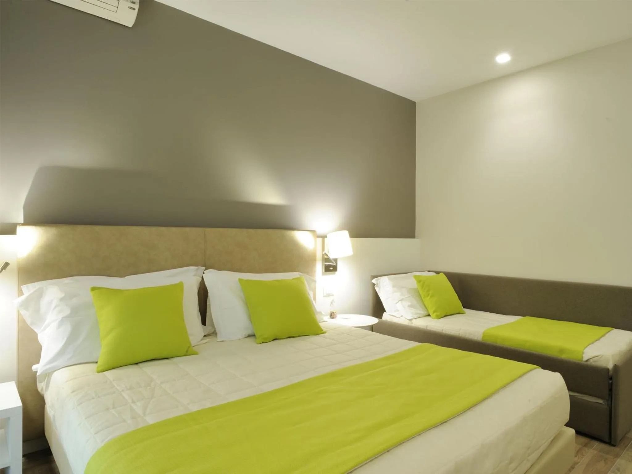 Bed in Hotel Concordia