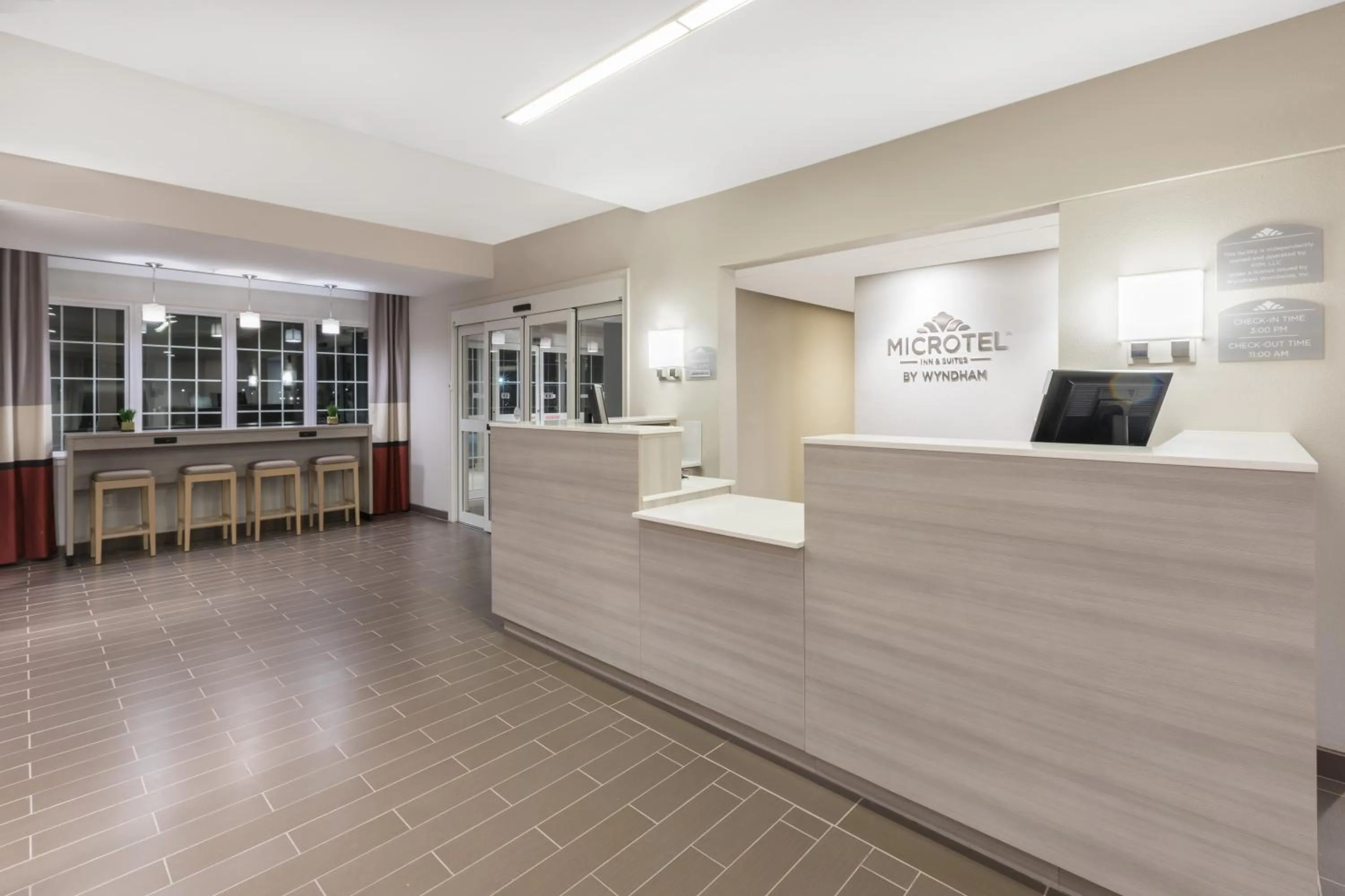 Lobby or reception in Microtel Inn & Suites by Wyndham Perry