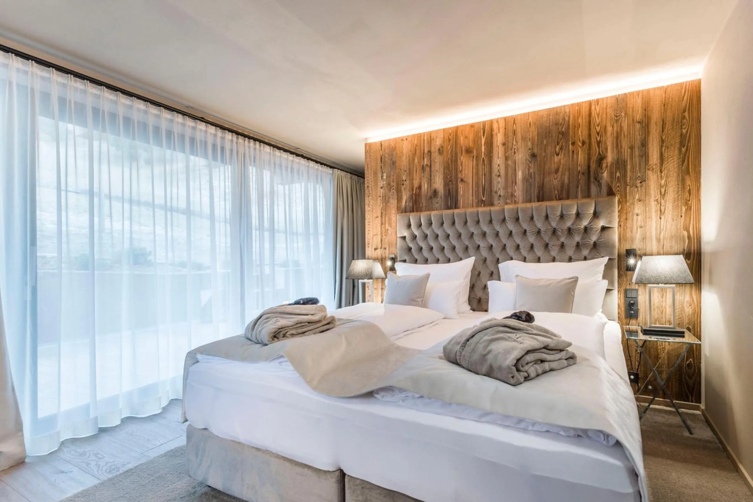 Bed in Hotel Montchalet