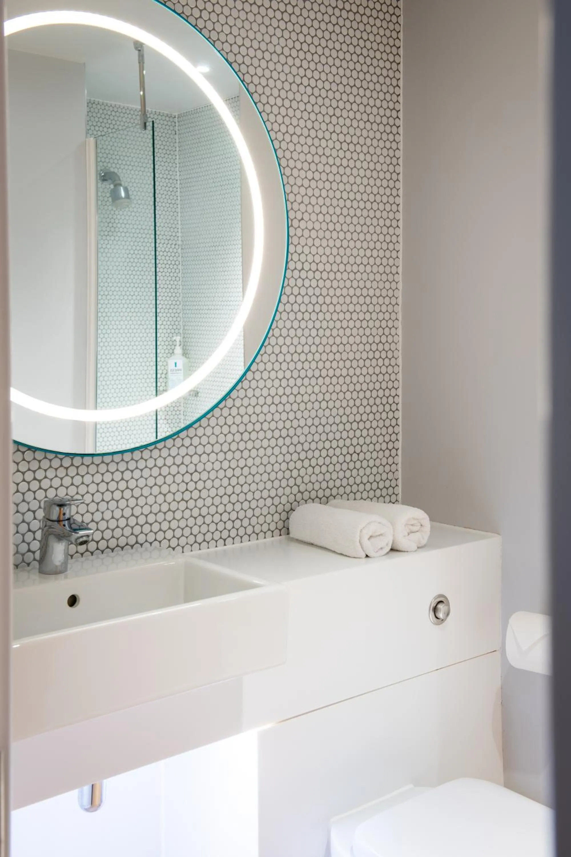 Bathroom in Lodge at Solent