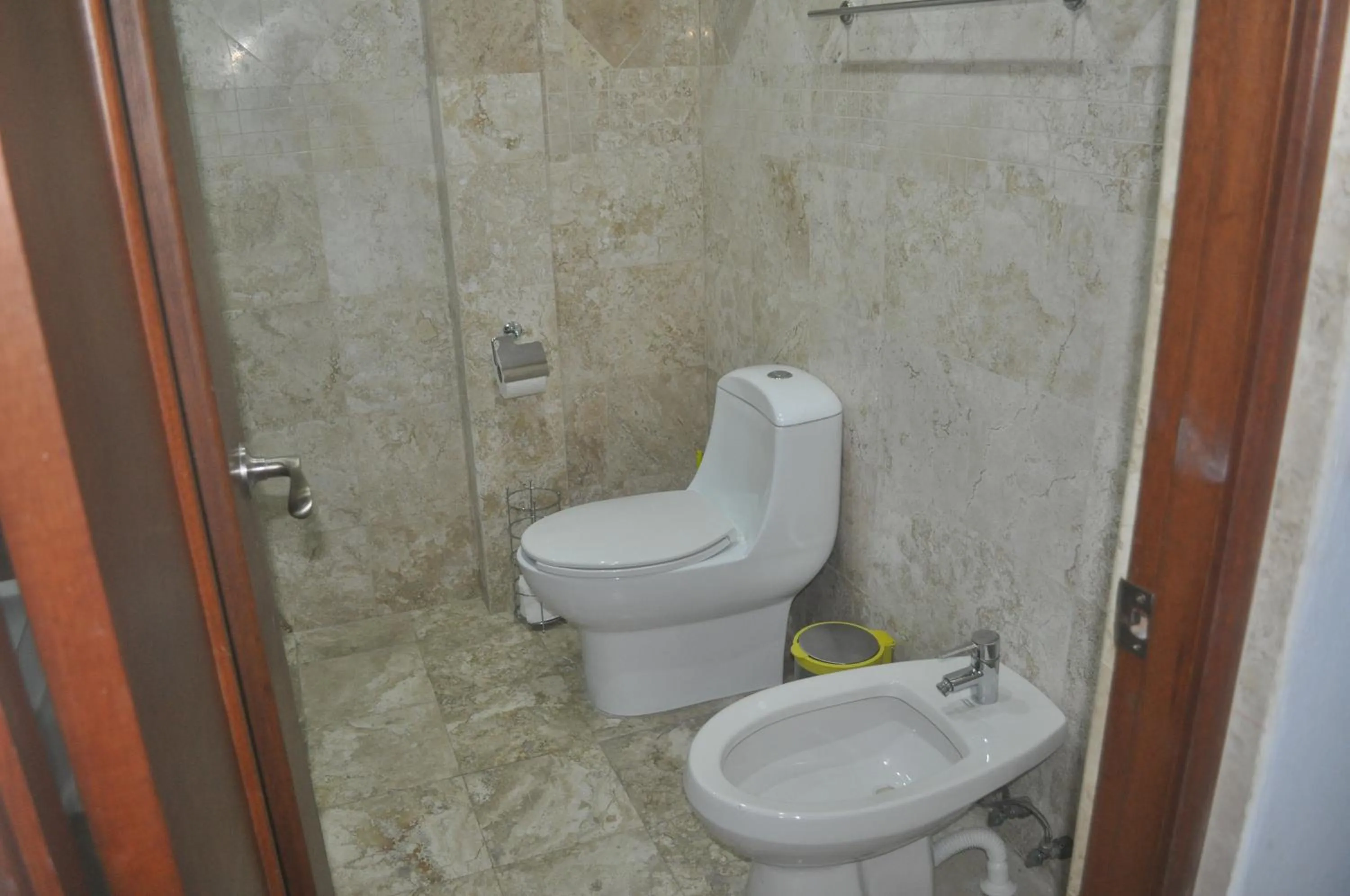 Bathroom in Lilas del Mar Apartments