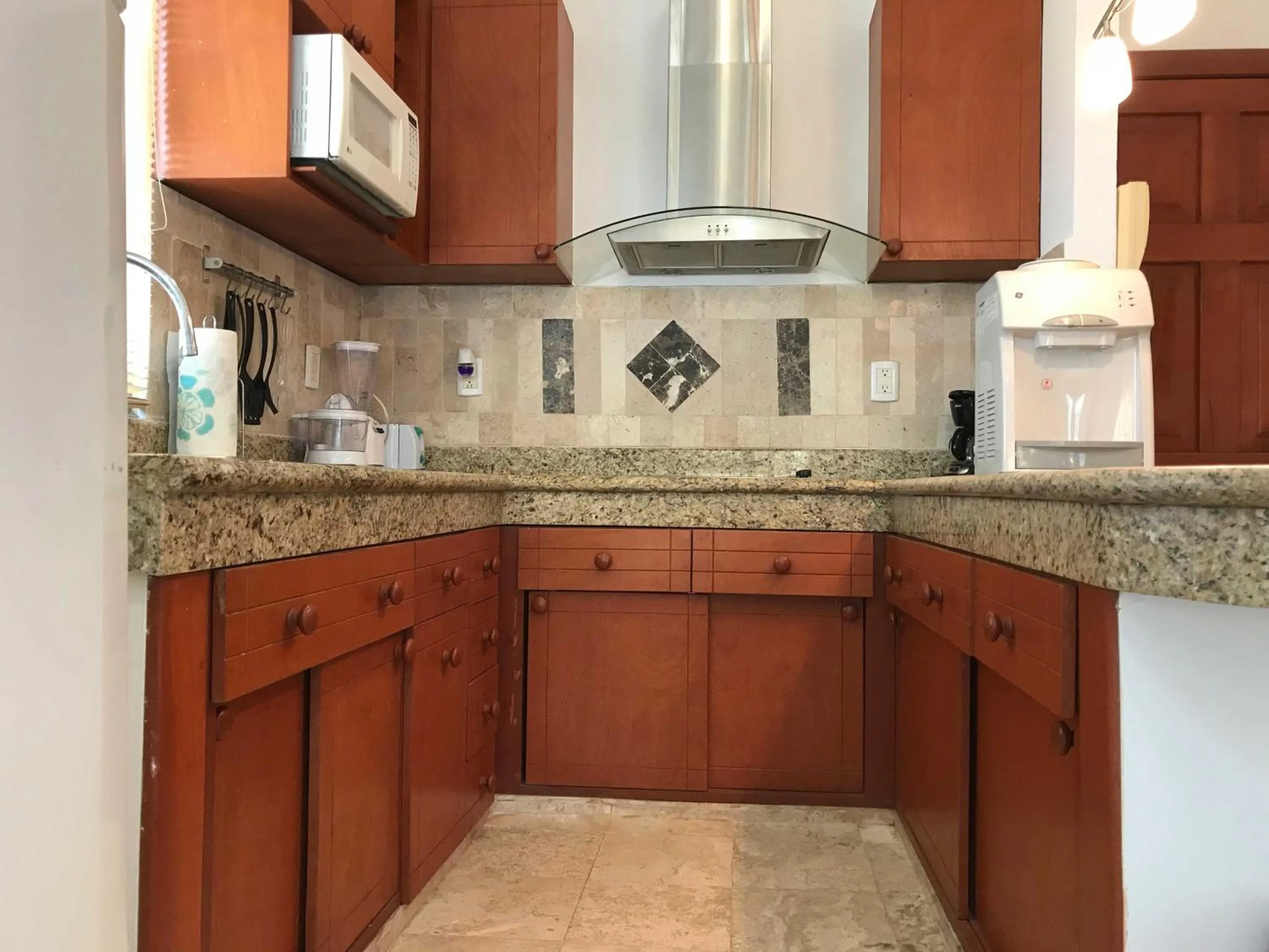 Kitchen or kitchenette in Lilas del Mar Apartments