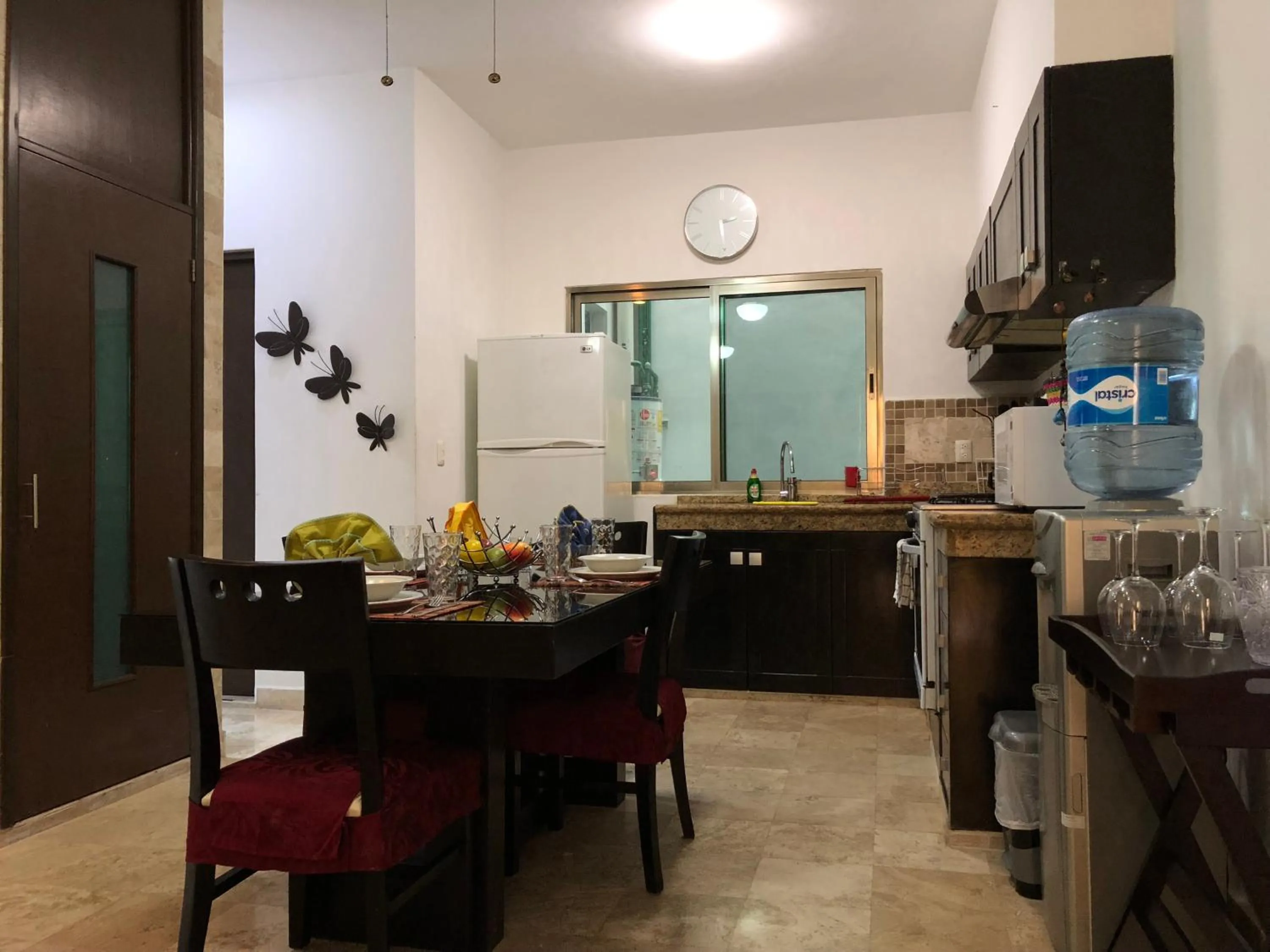 Kitchen or kitchenette in Lilas del Mar Apartments