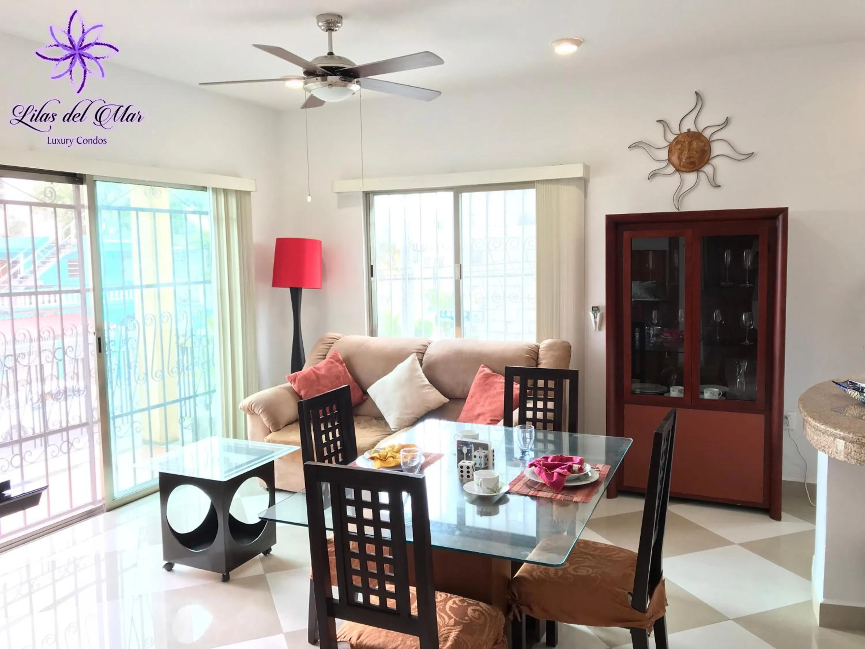 TV and multimedia in Lilas del Mar Apartments