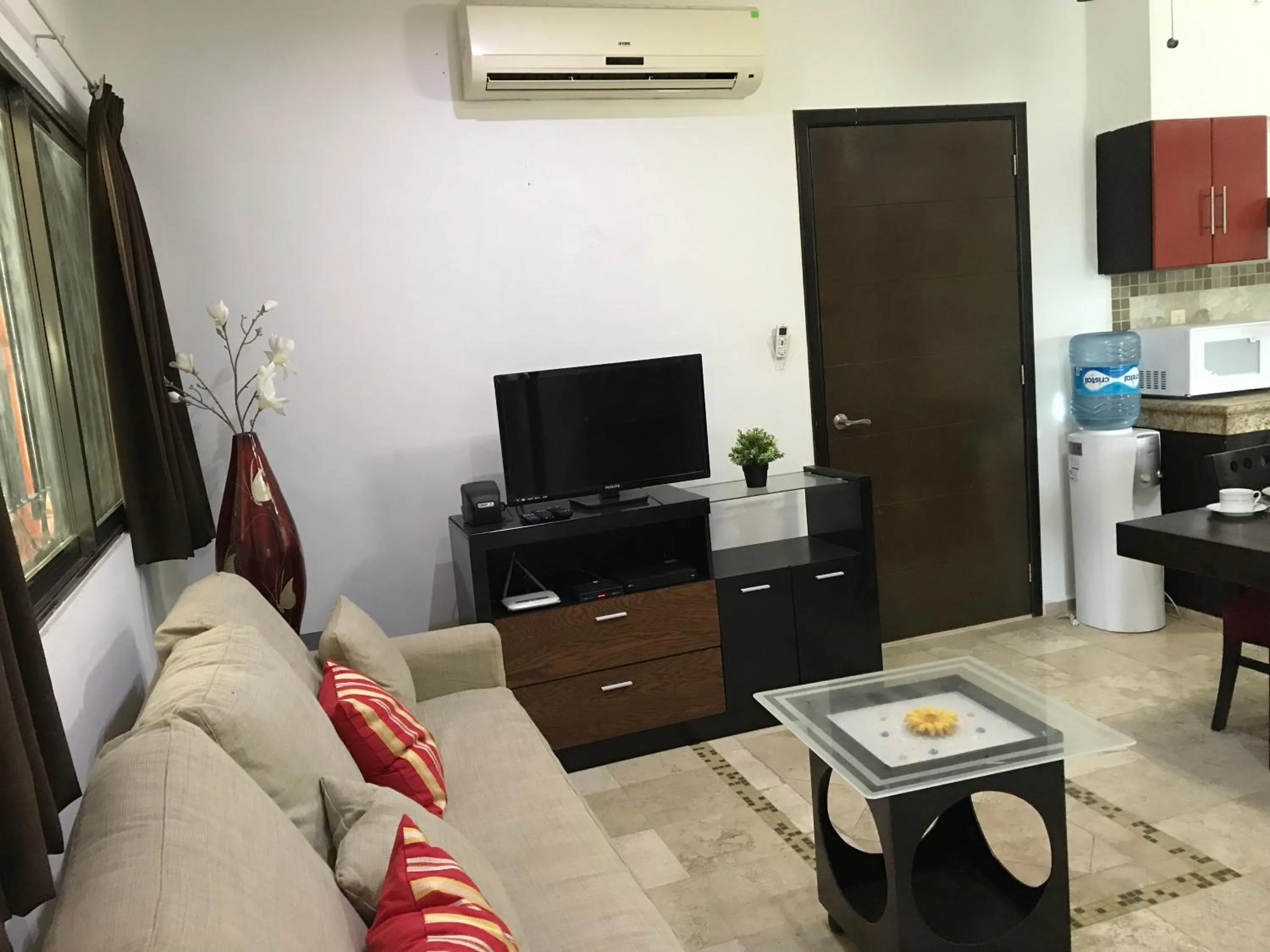 TV and multimedia in Lilas del Mar Apartments
