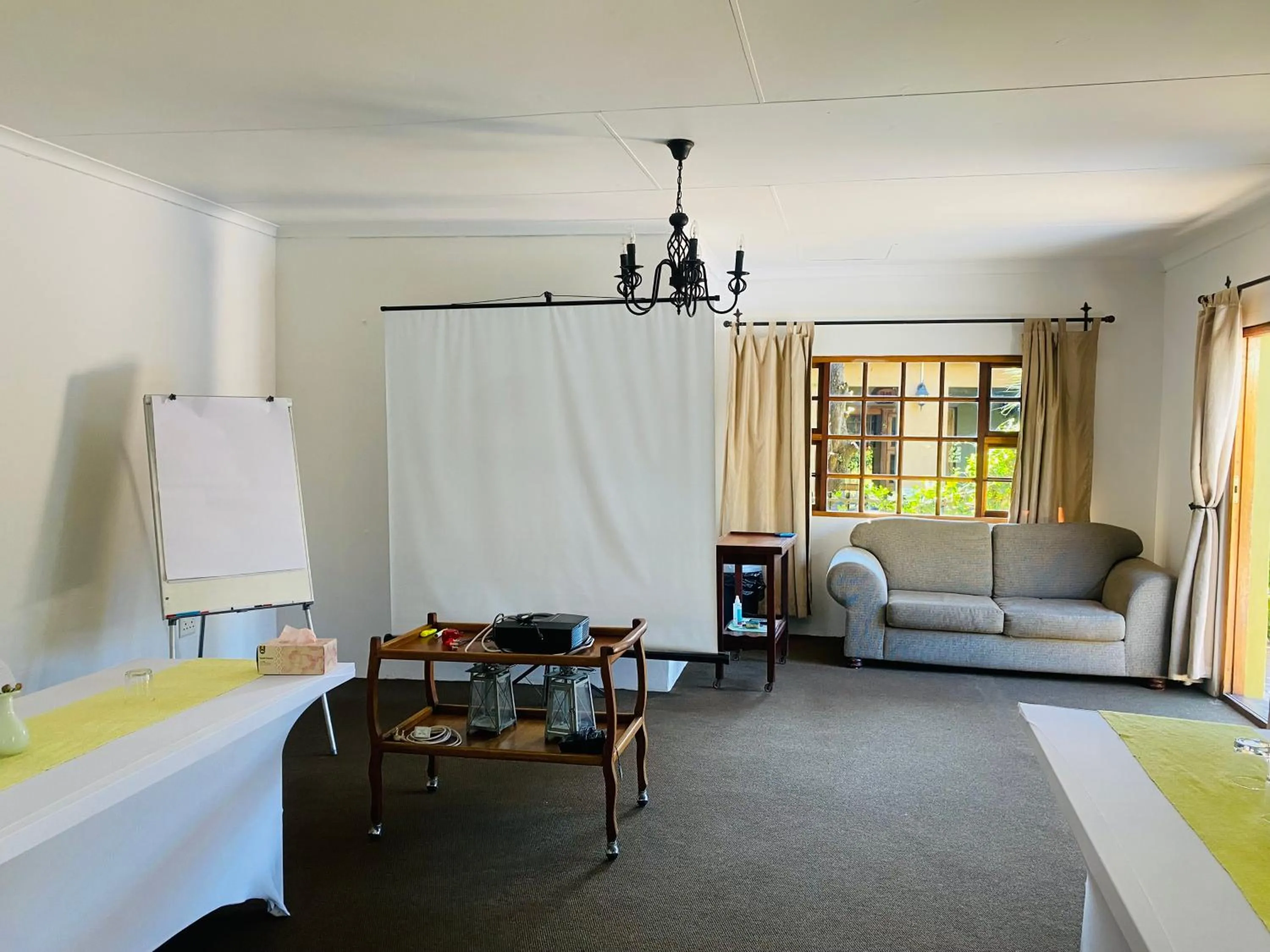 Bed in Greenleaf Guest Lodge