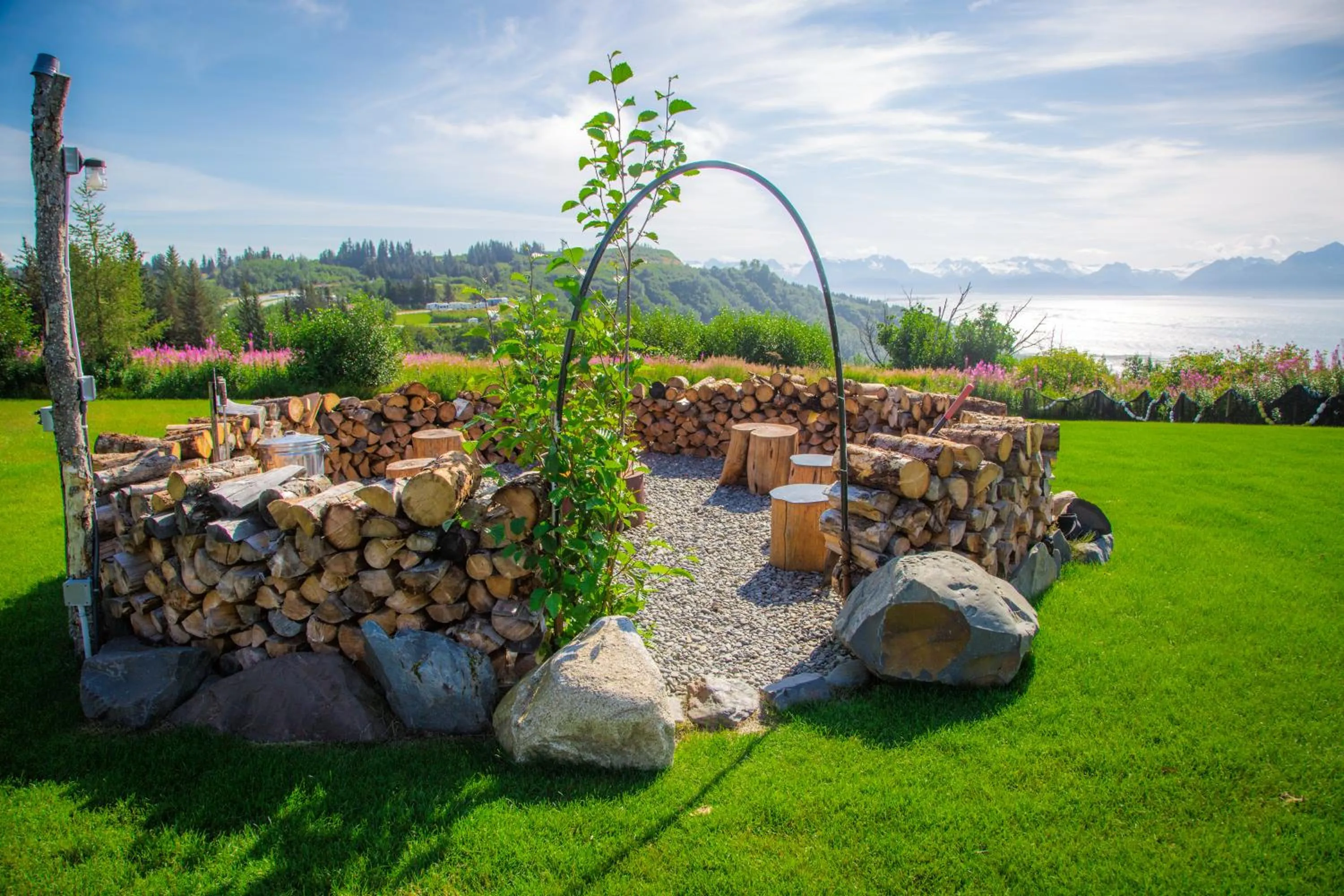 Mountain view in Baycrest Lodge