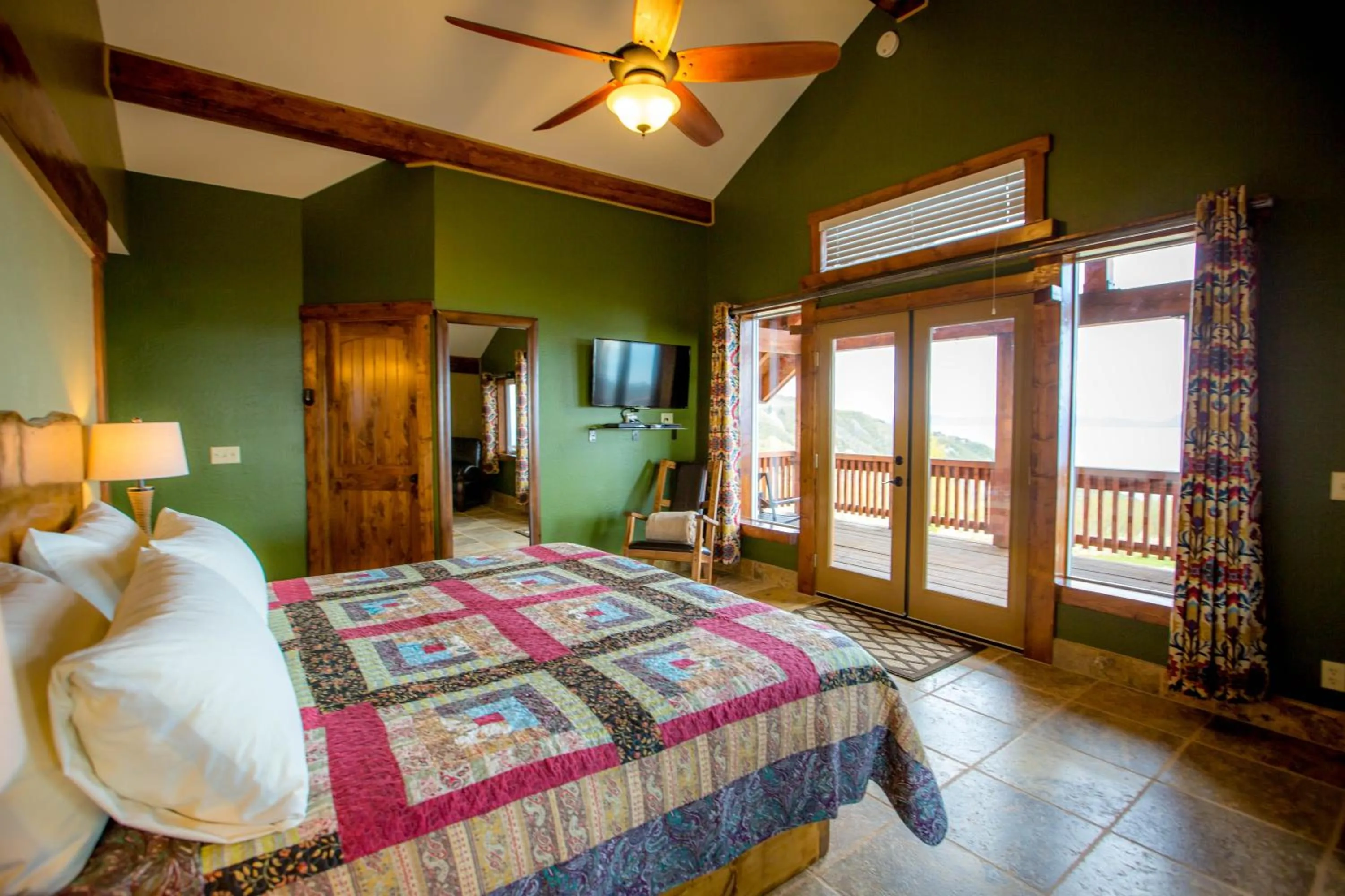 Bedroom in Baycrest Lodge