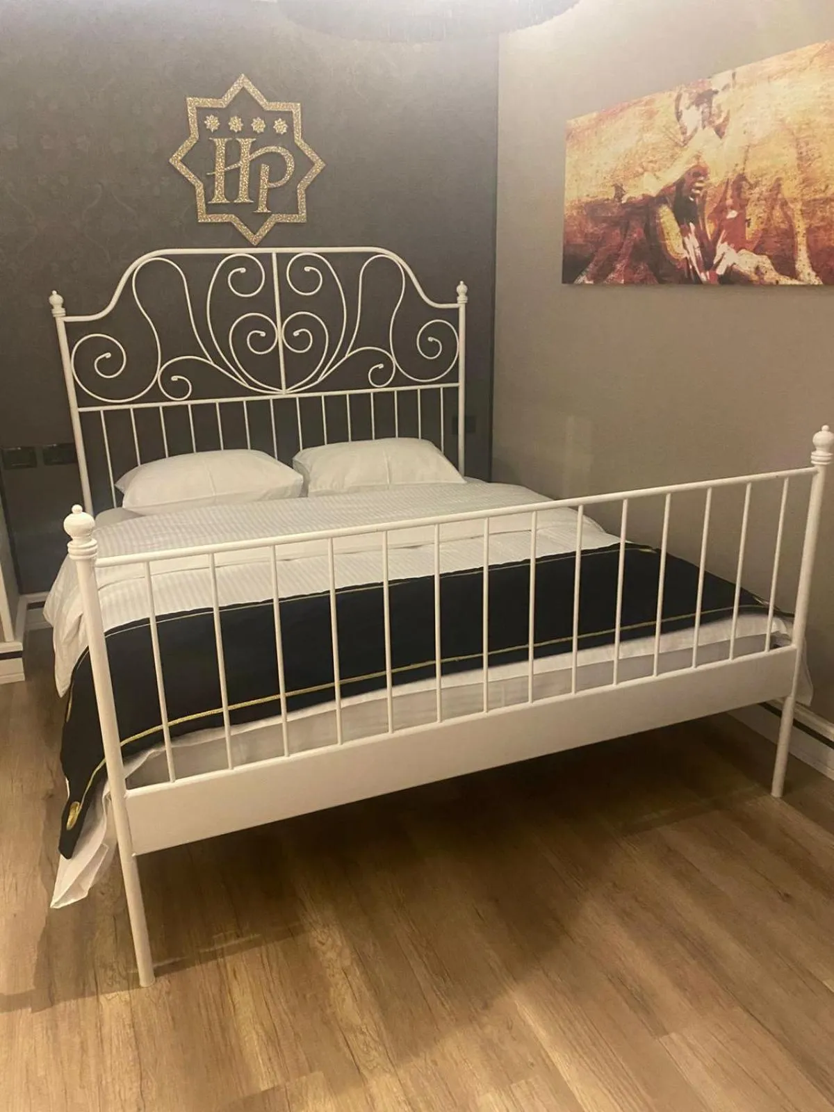 Bed in Hotel Hymeti's Palace