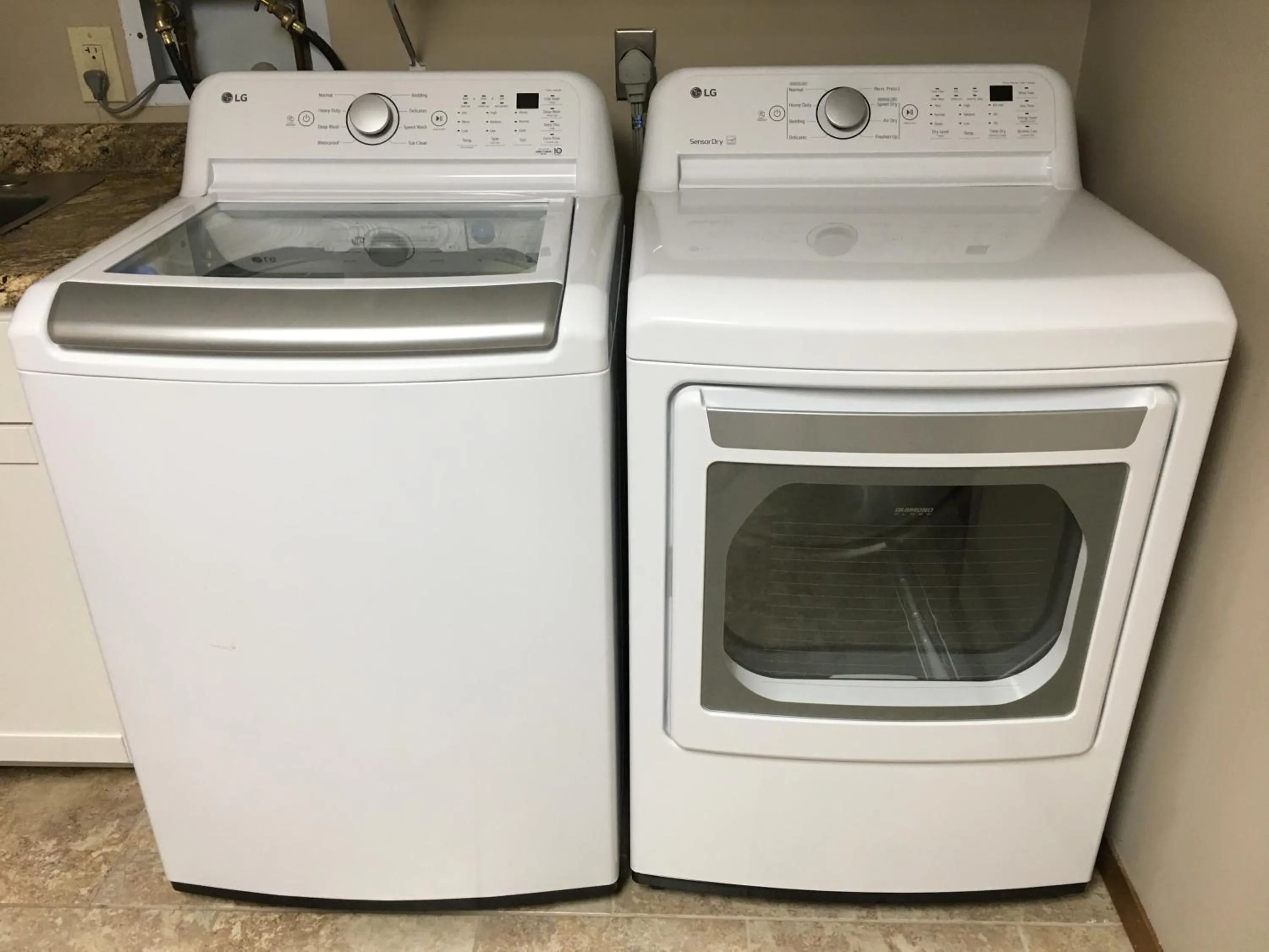 washing machine in Priceless Black Hills View