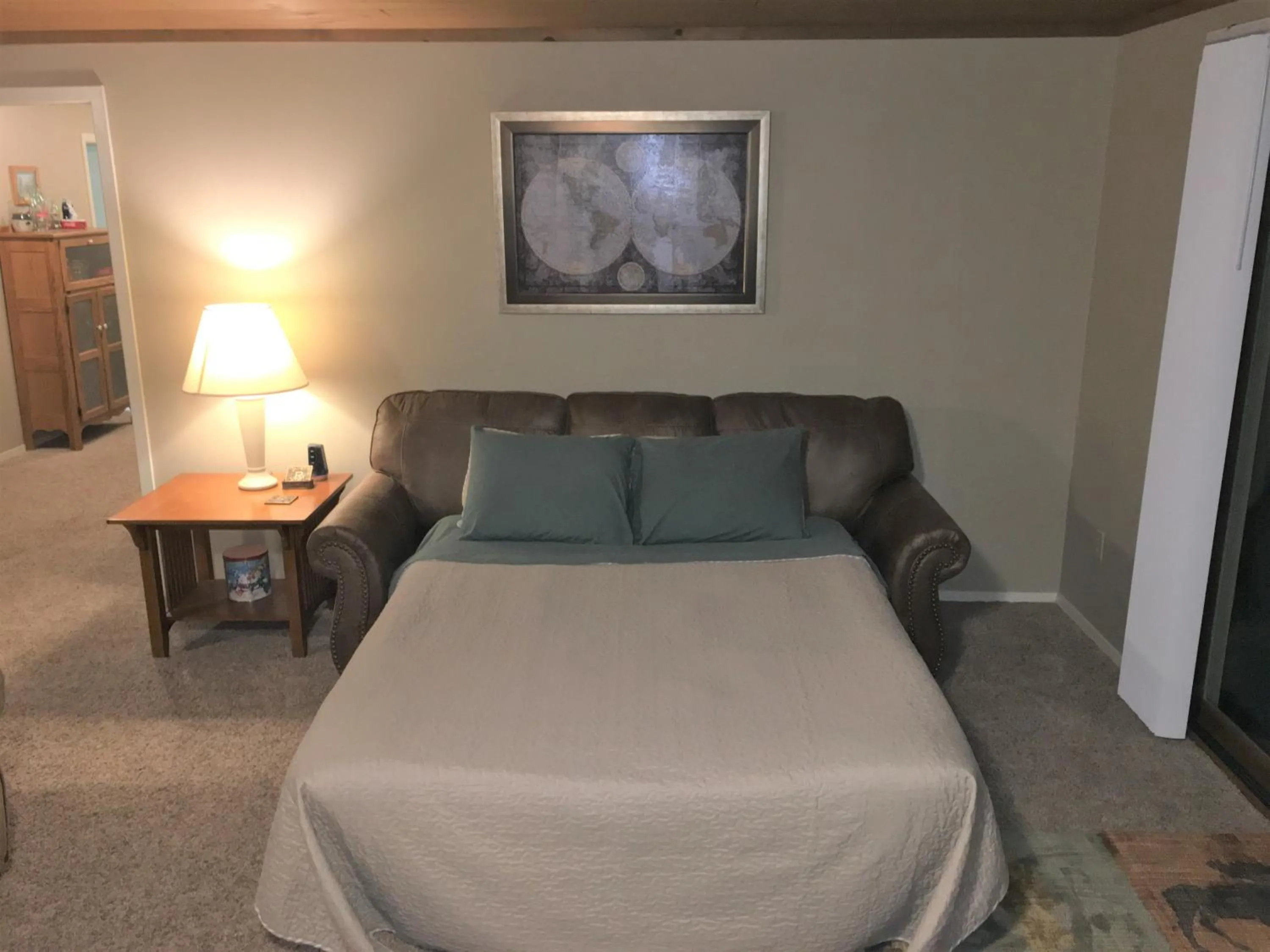 Bed in Priceless Black Hills View