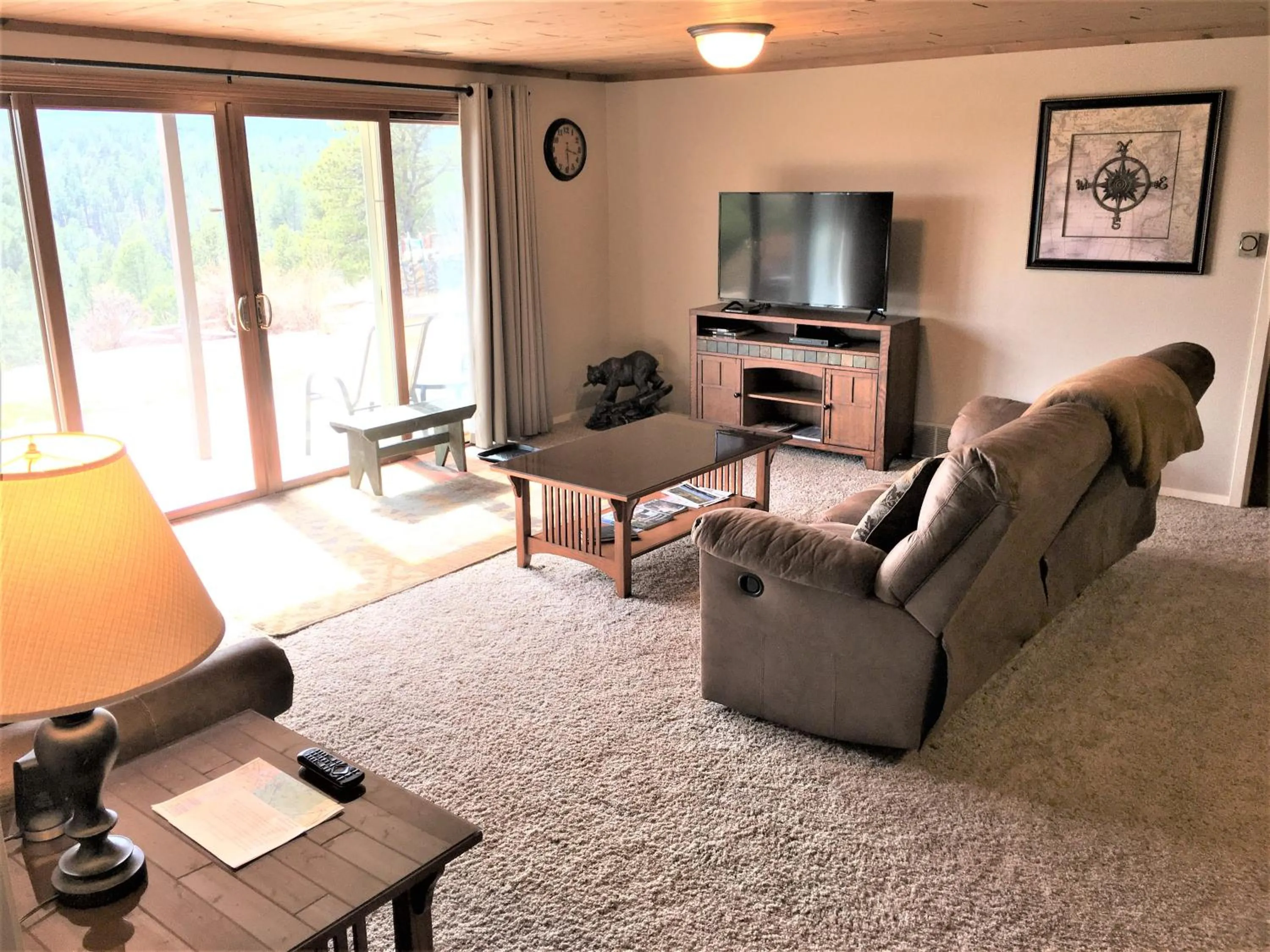 Living room in Priceless Black Hills View