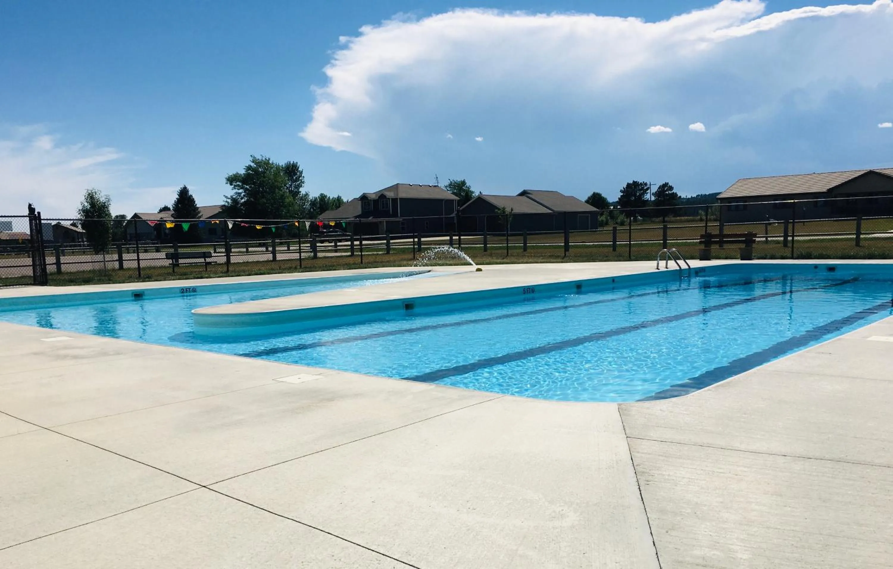Swimming pool in Priceless Black Hills View