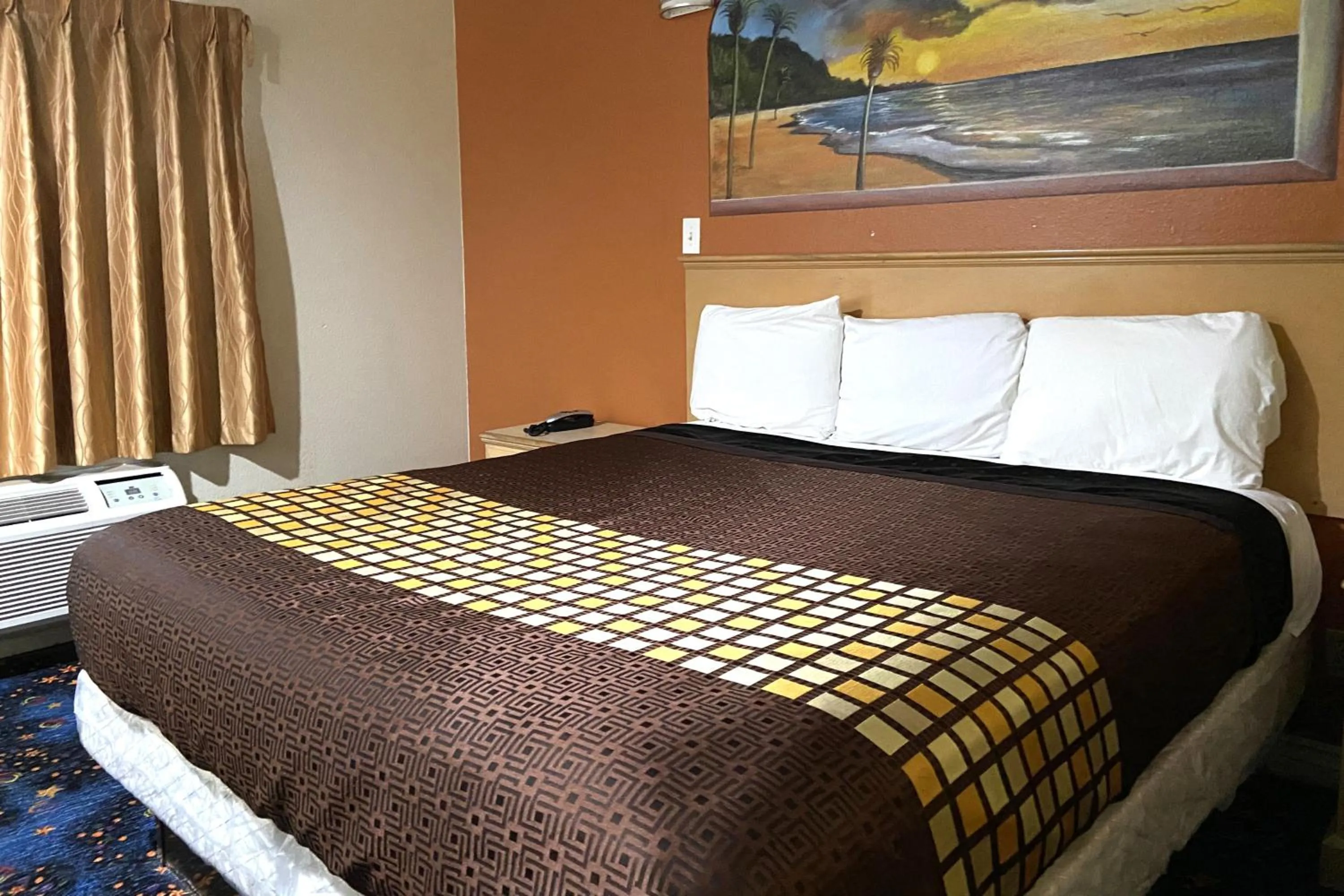 Bedroom in Robinhood Motel Anaheim West