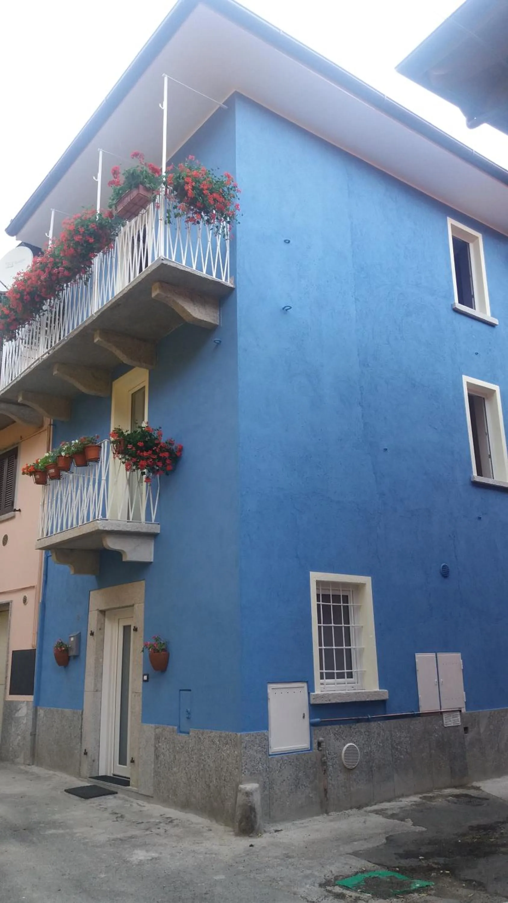 Property building in Il Paesello