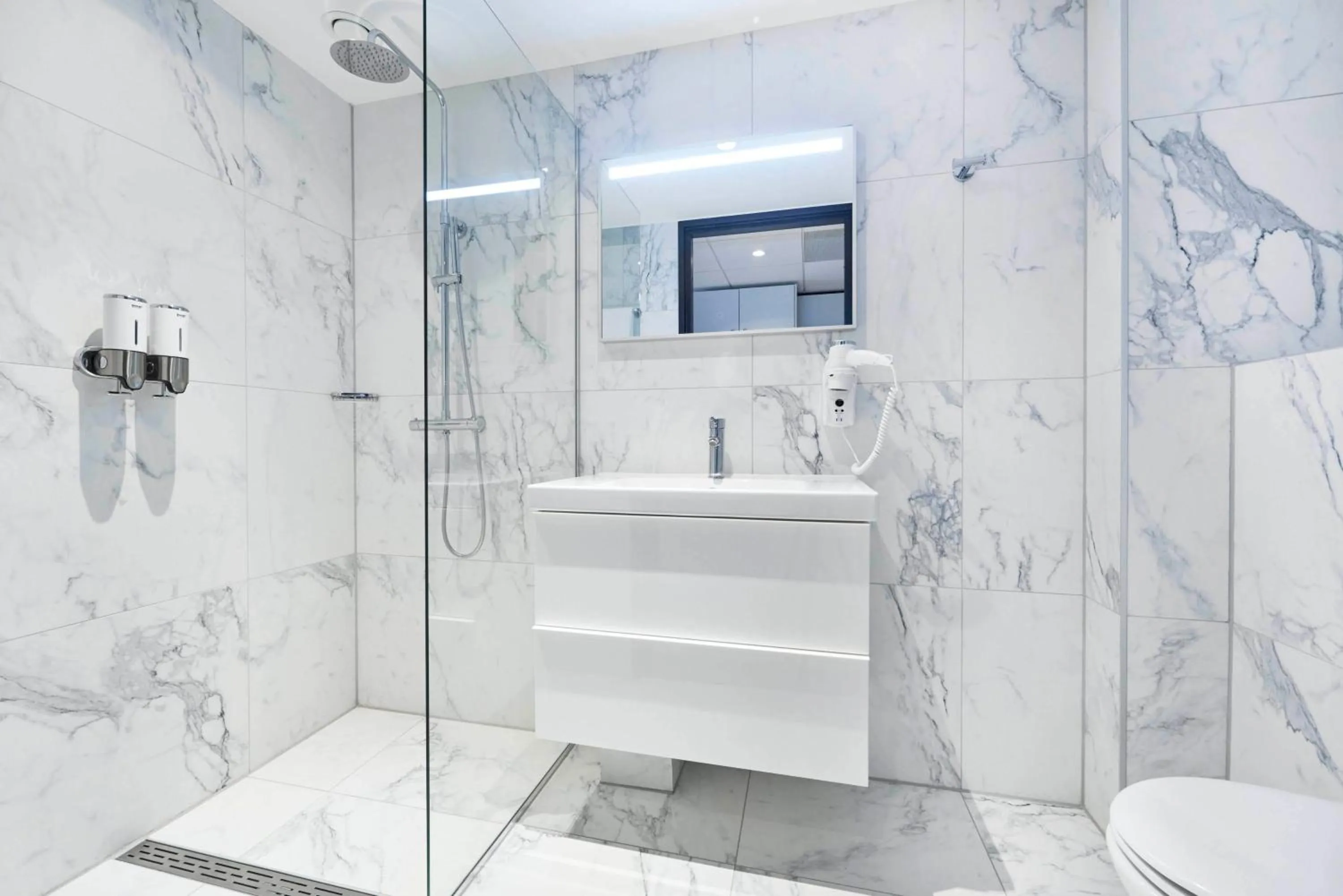 Shower in Cityden Zuidas