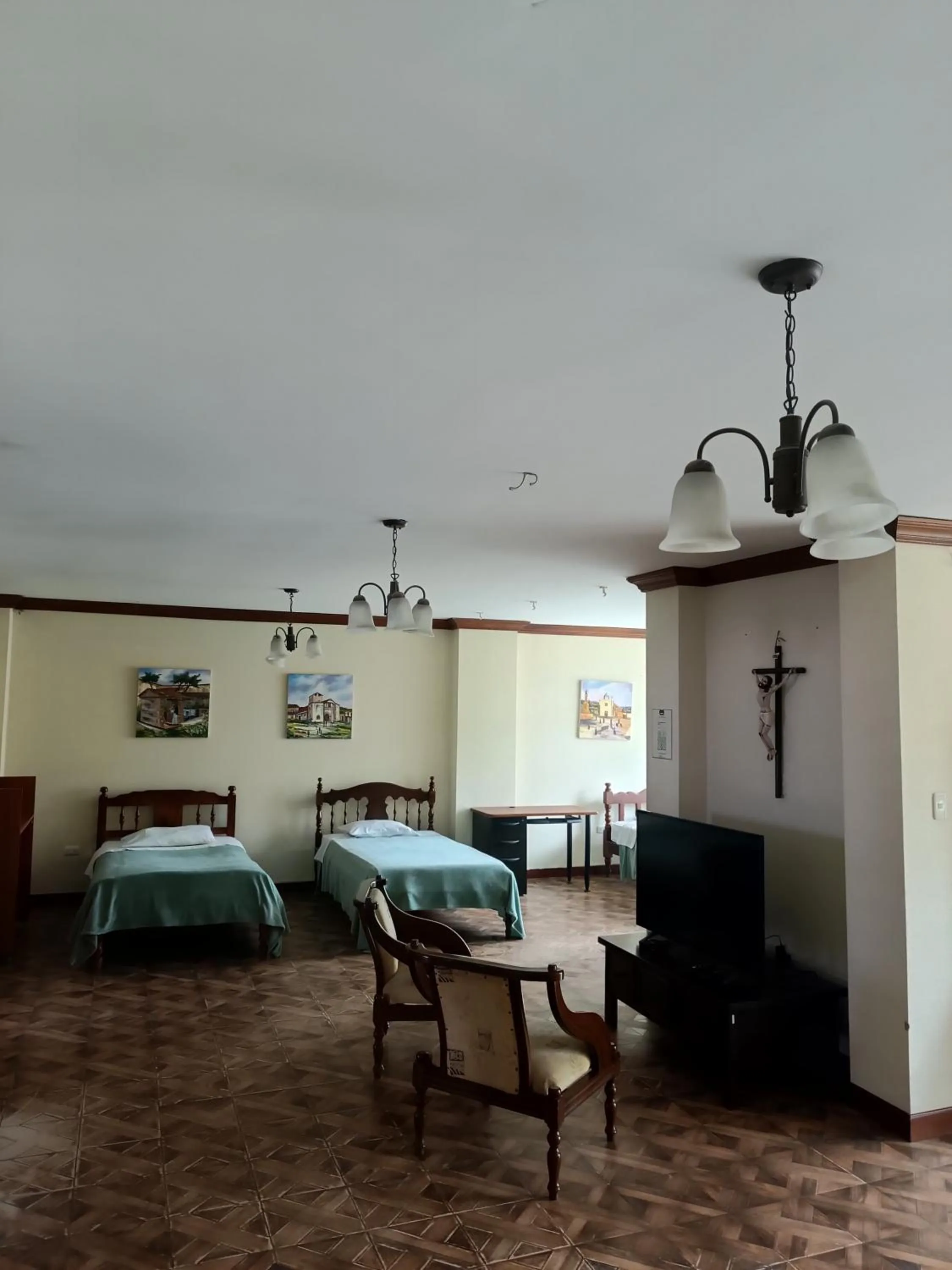 Decorative detail, Bed in El Cardenal Hotel