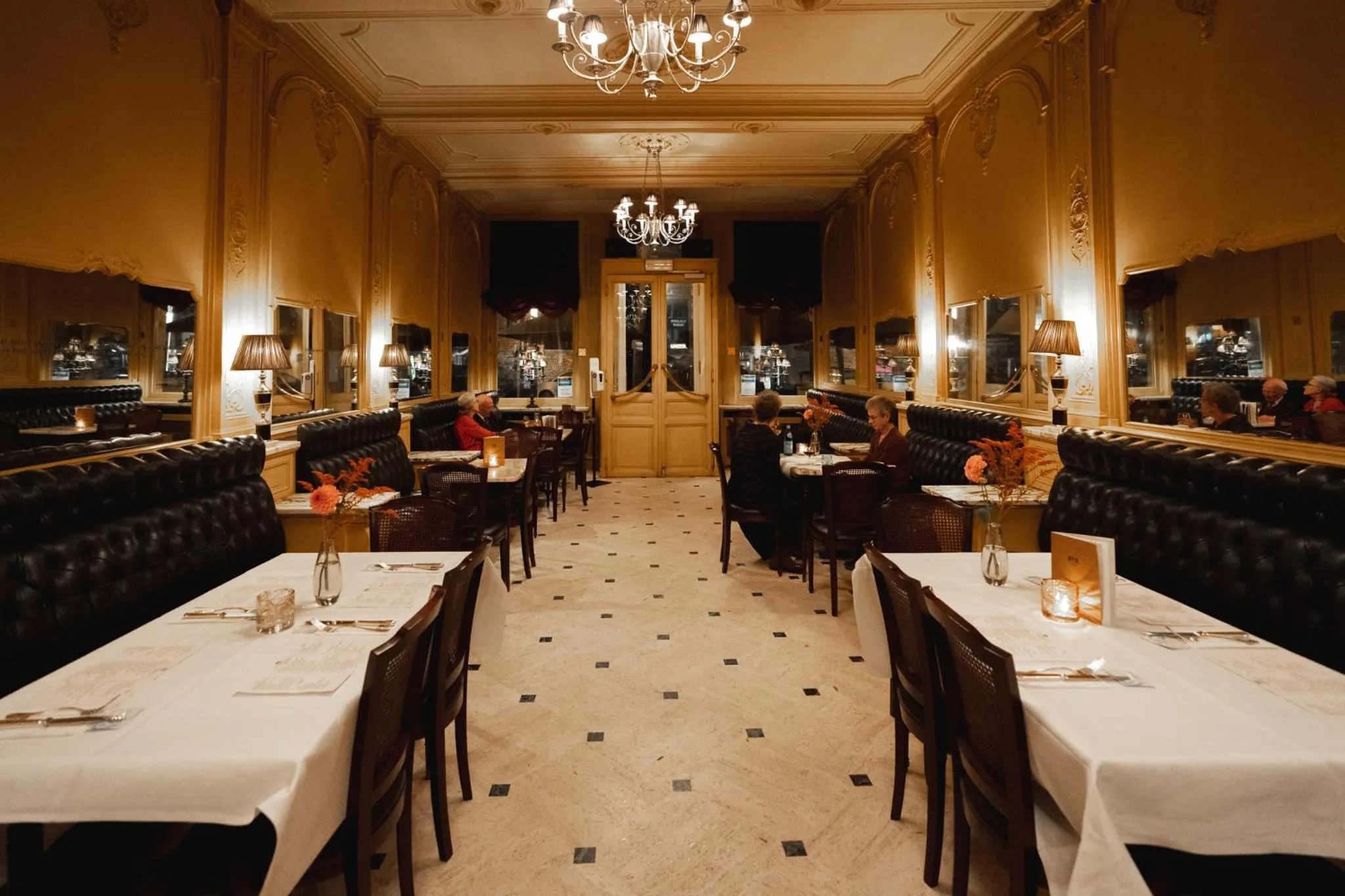 Restaurant/places to eat in Hotel Damier Kortrijk