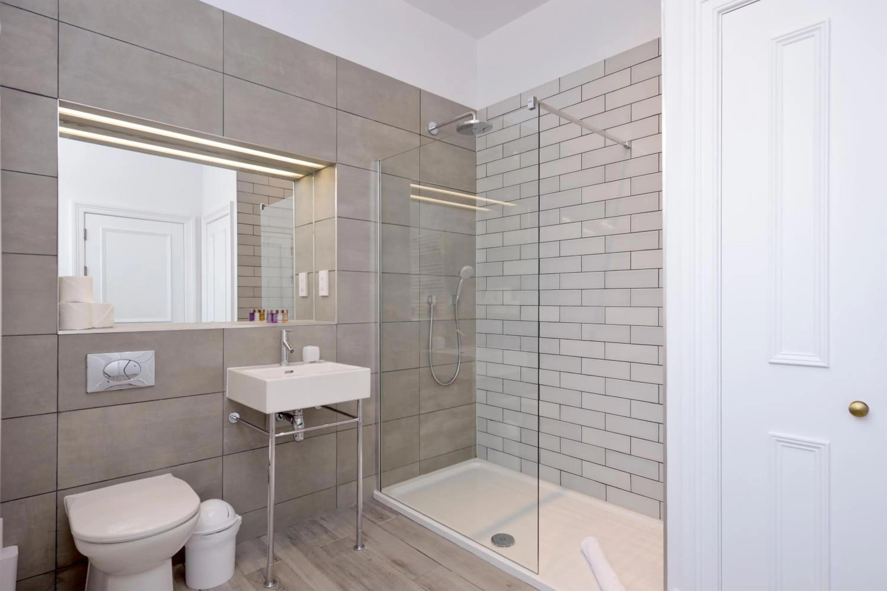 Shower in Destiny Scotland - Distillers House