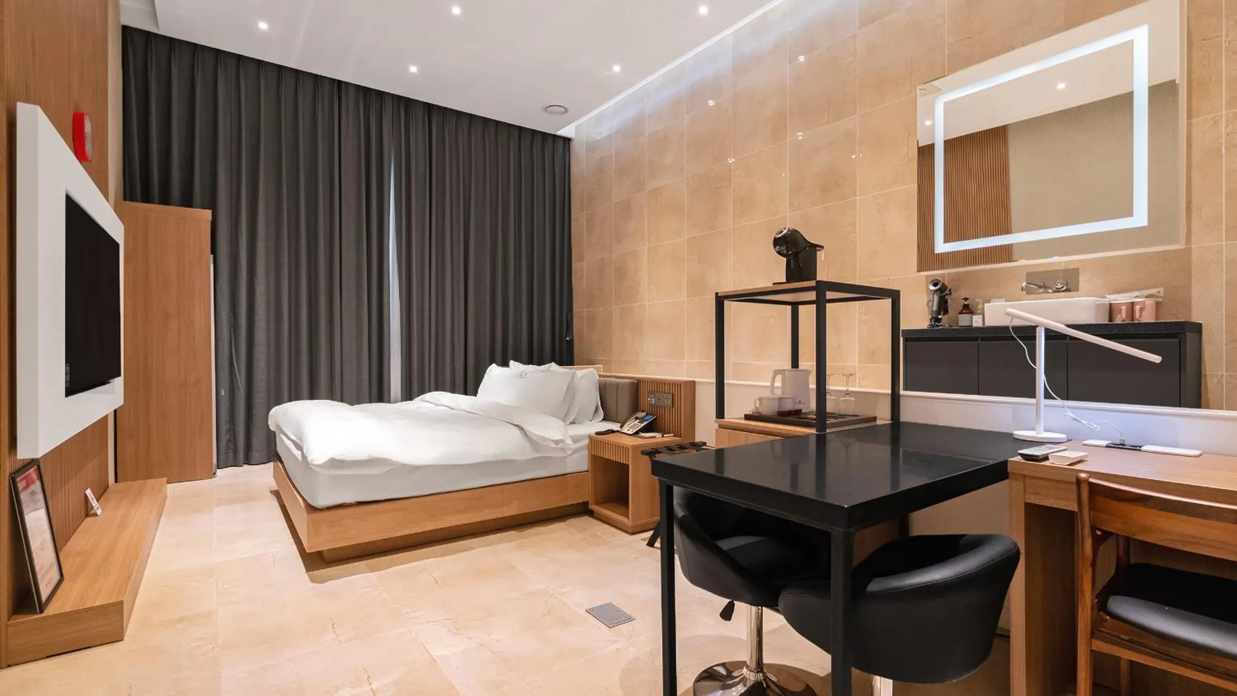 Bed in Hotel T Point