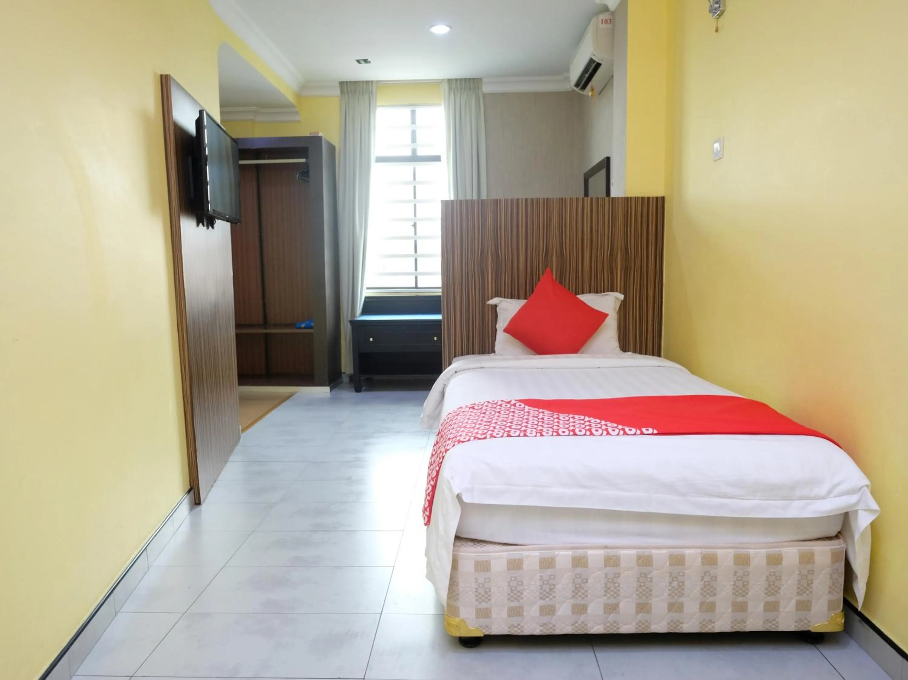 Bedroom in Rayyan Soffea Hotel