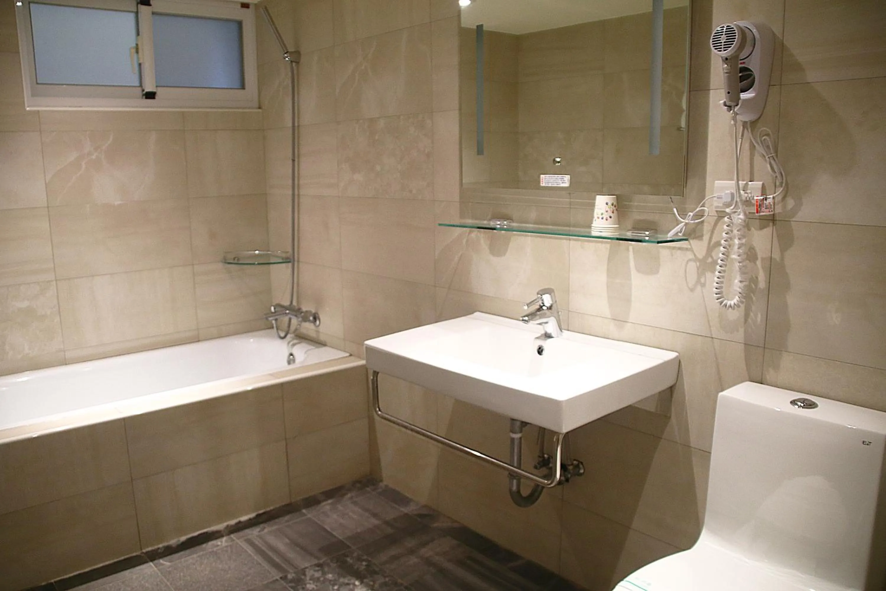 Toilet in River Hotel