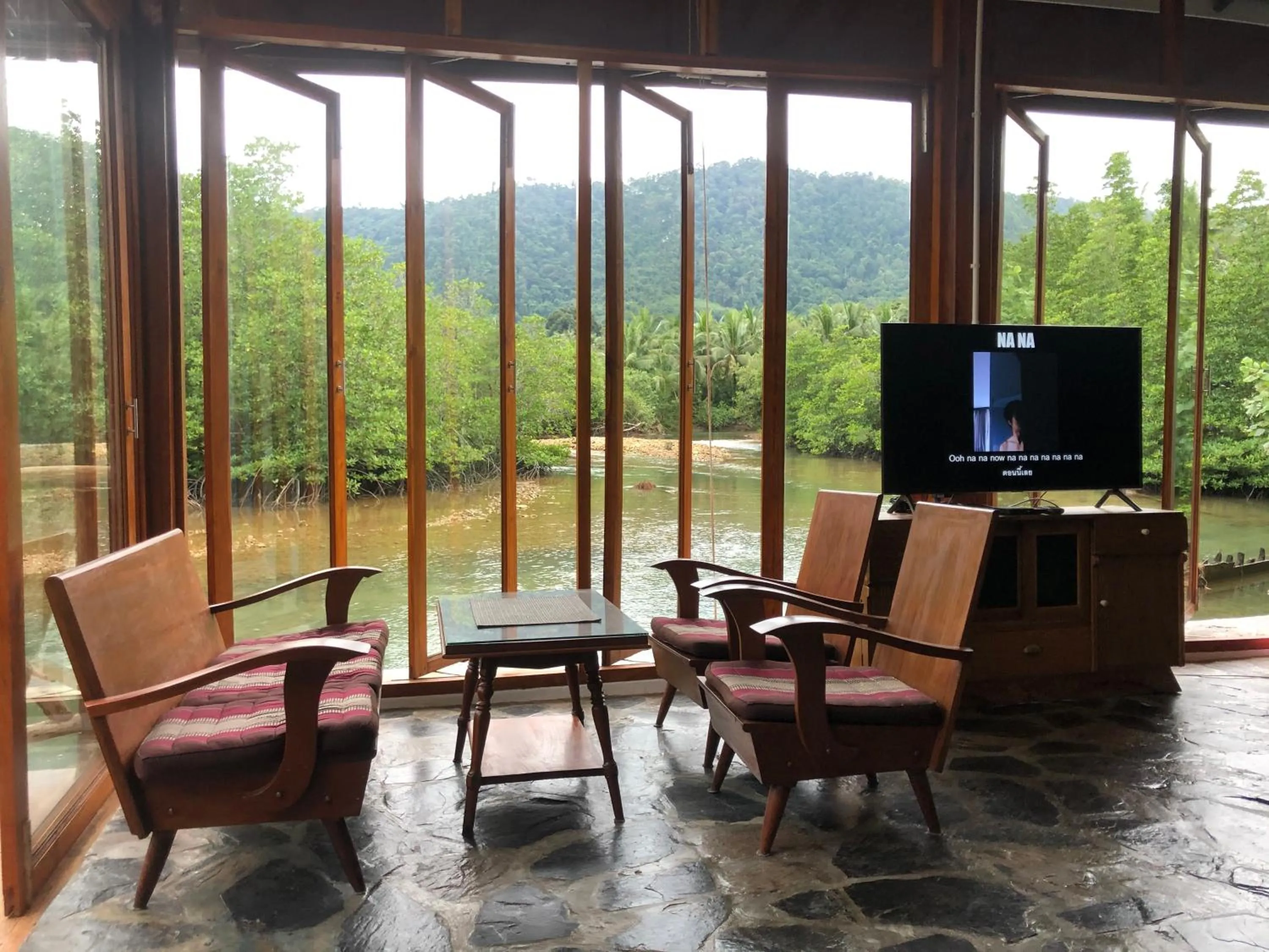 Property building in Baan Chan Lay Koh Chang