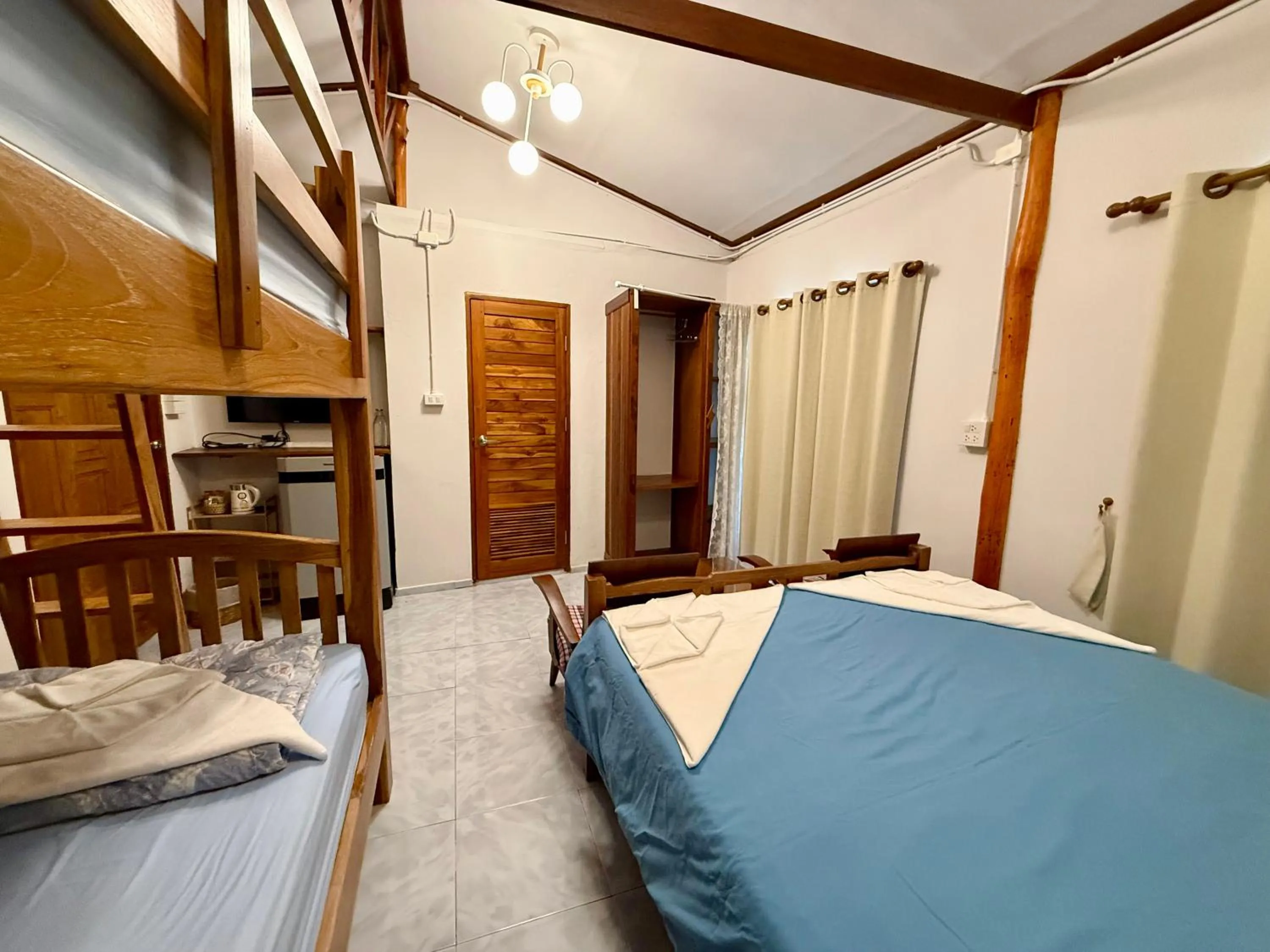 Bed in Baan Chan Lay Koh Chang