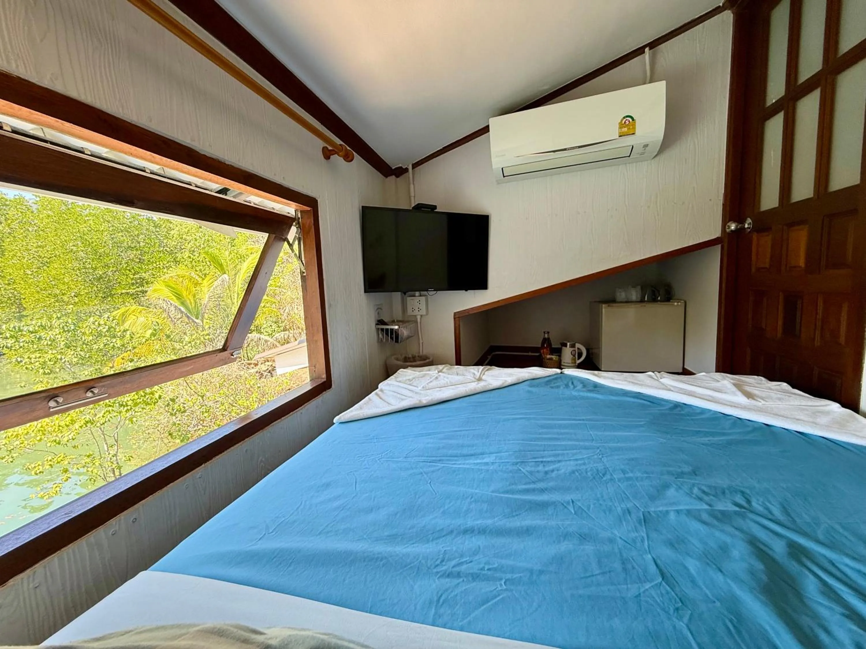 Bed in Baan Chan Lay Koh Chang