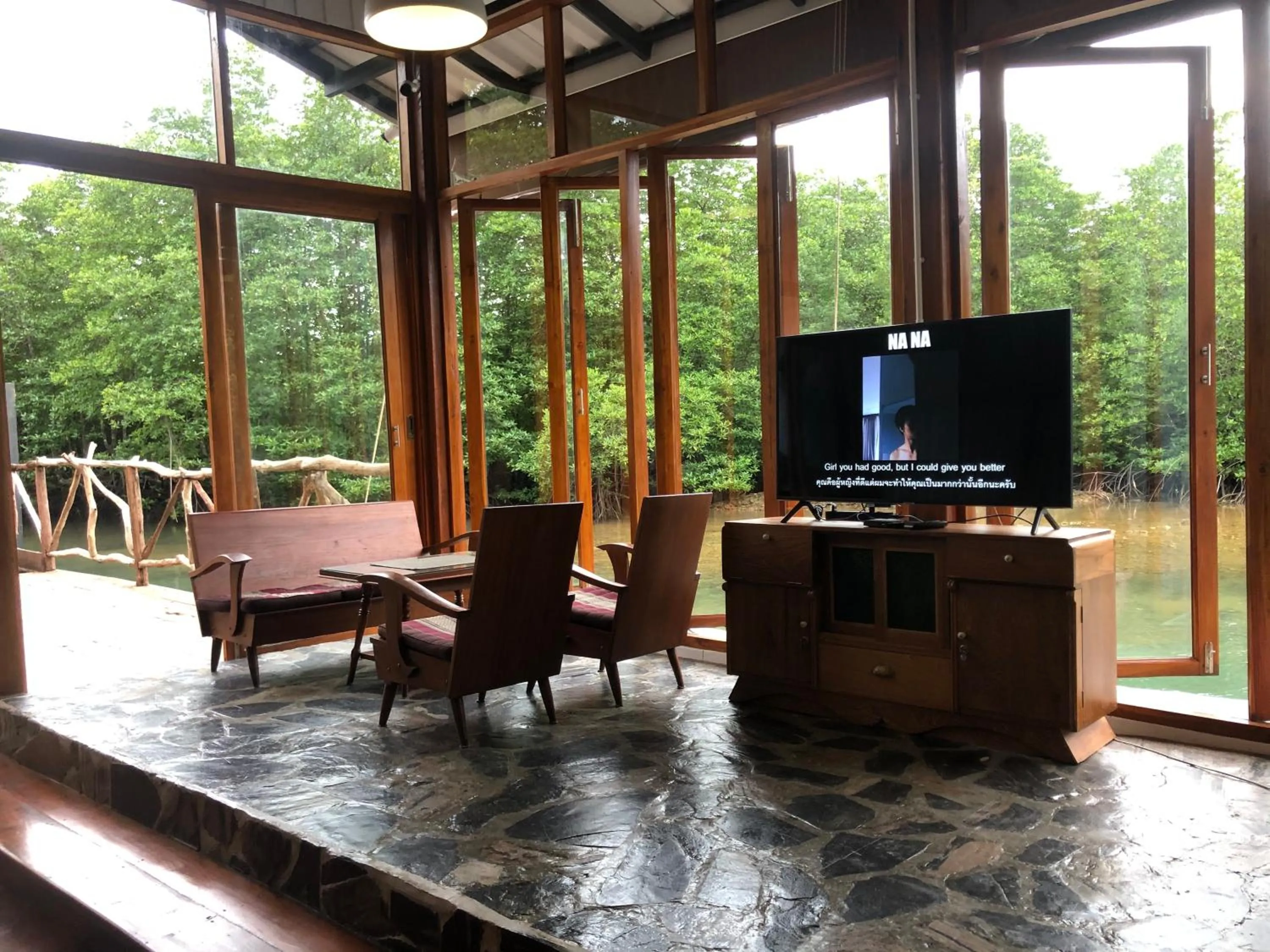 Property building in Baan Chan Lay Koh Chang