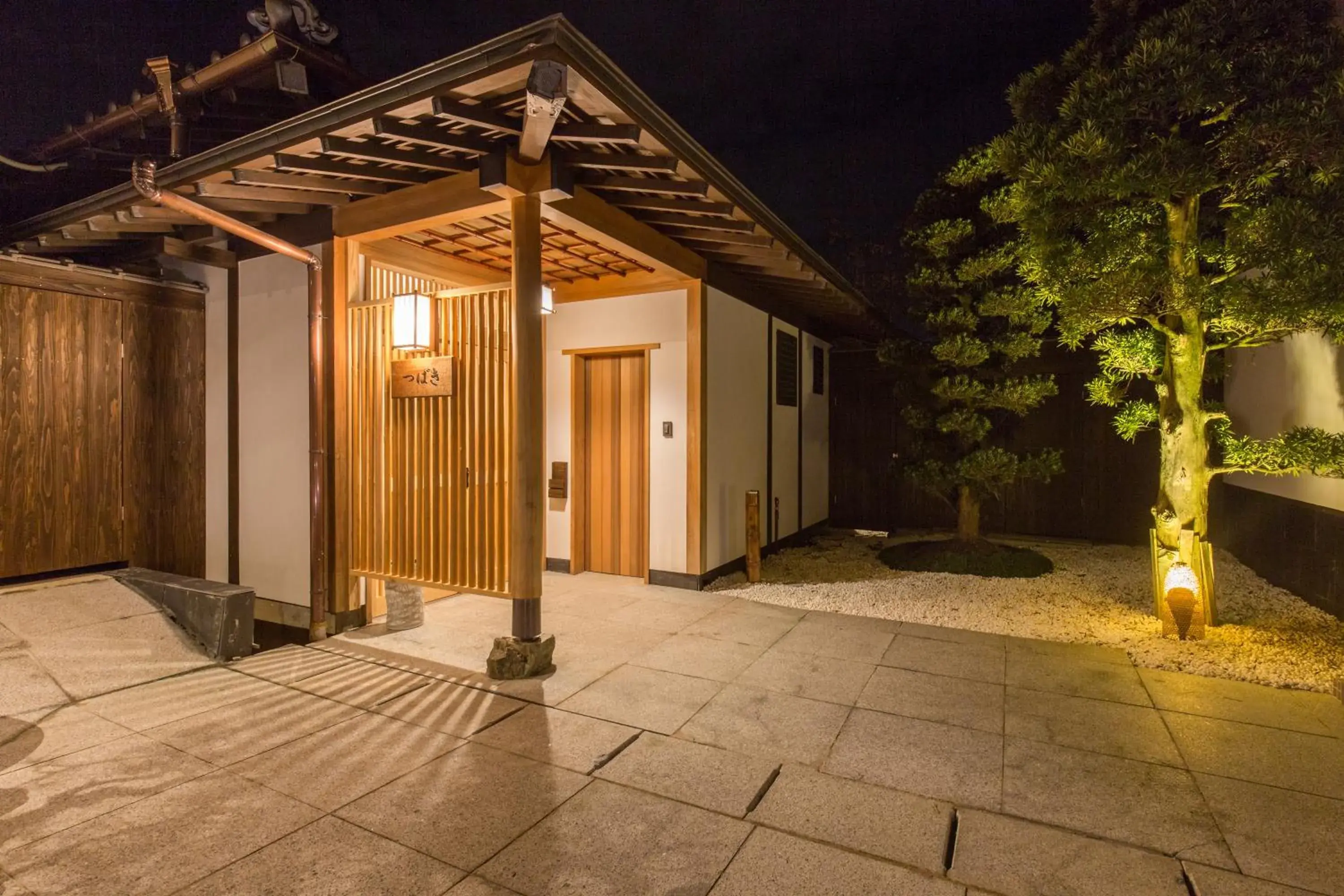 Western-Style Room with Tatami Area with Open-Air Bath - Annex - in Kannawaen Western-Style Room with Tatami Area with Open-Air Bath - Annex - in Kannawaen