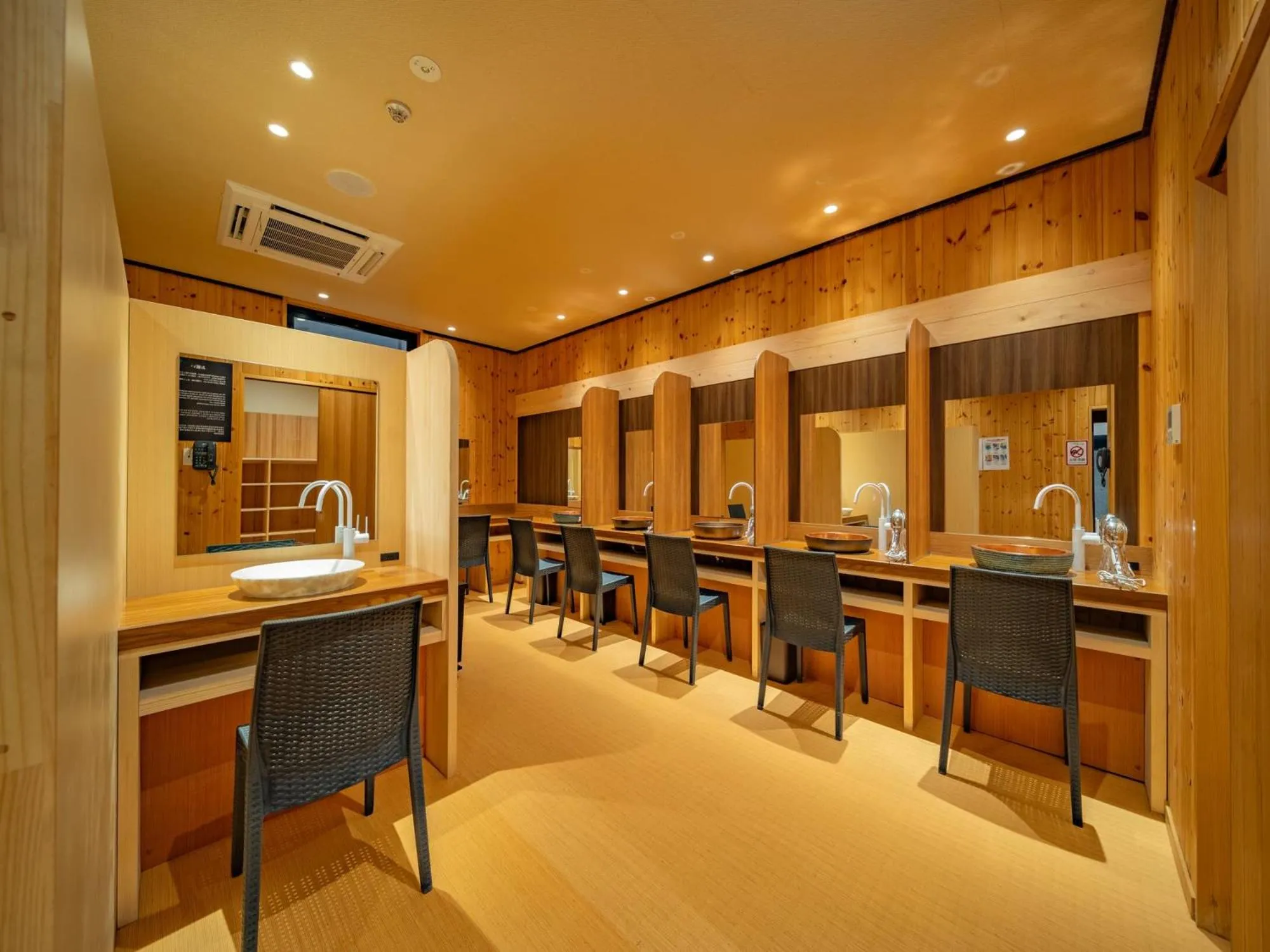 Area and facilities in Kannawaen