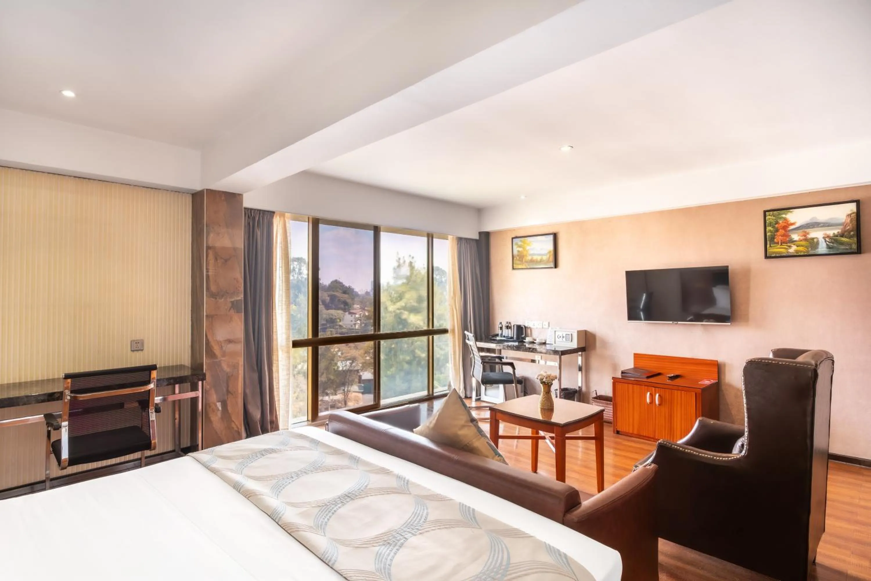 View (from property/room), Bed in Swiss Lenana Mount Hotel