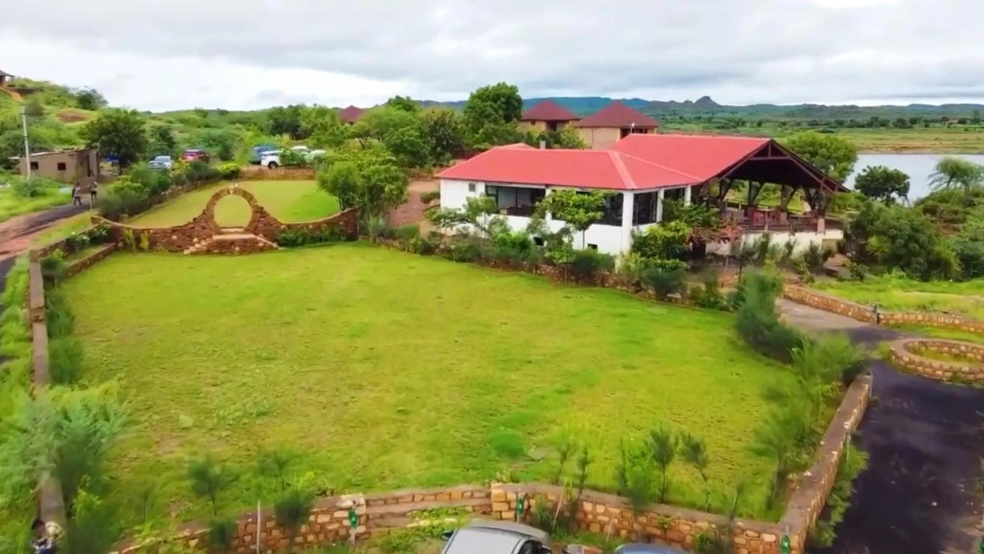 Property building in La Kamp Resort