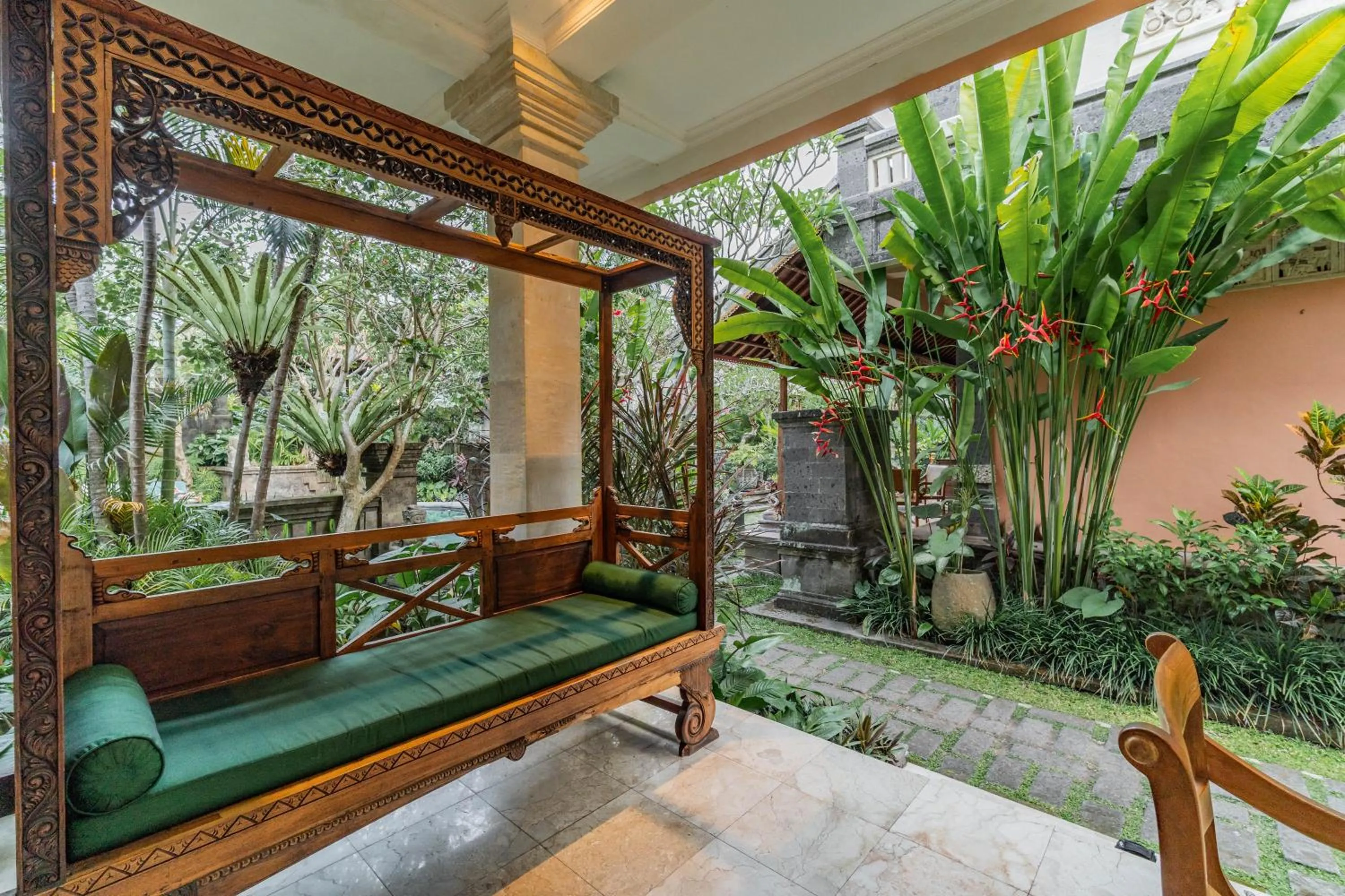 Patio in Honeymoon Guesthouse