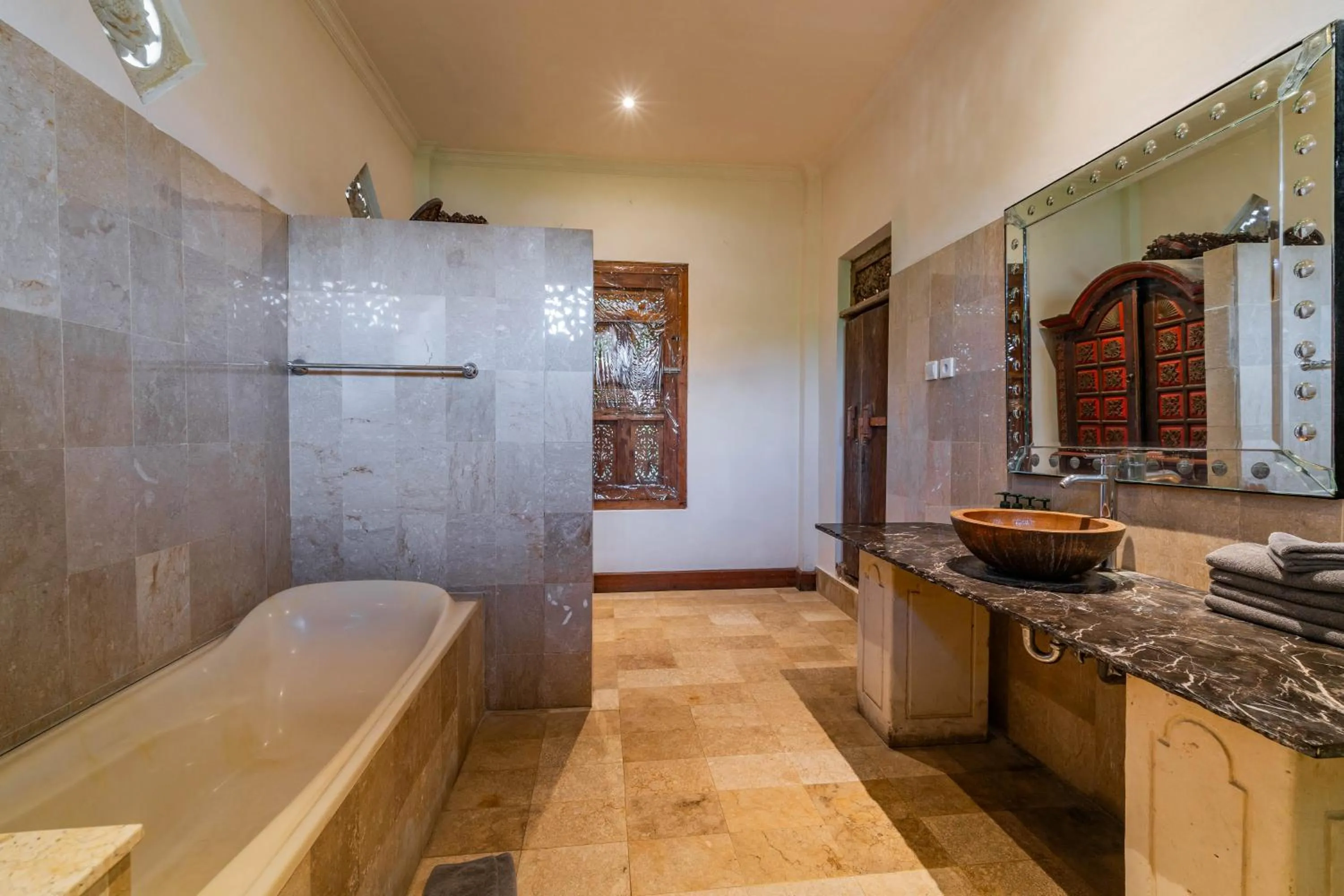 Bathroom in Honeymoon Guesthouse