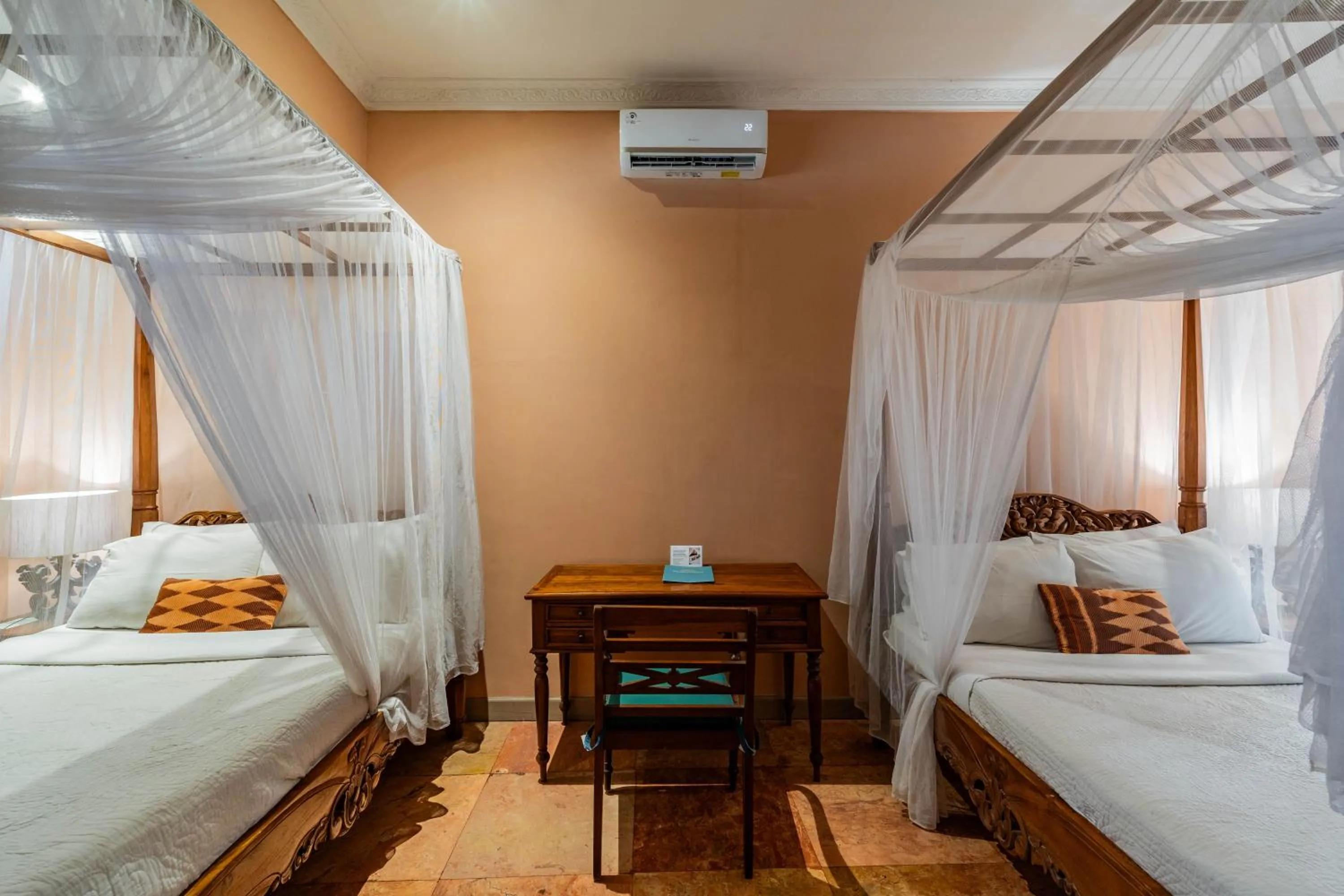 Bedroom, Bed in Honeymoon Guesthouse