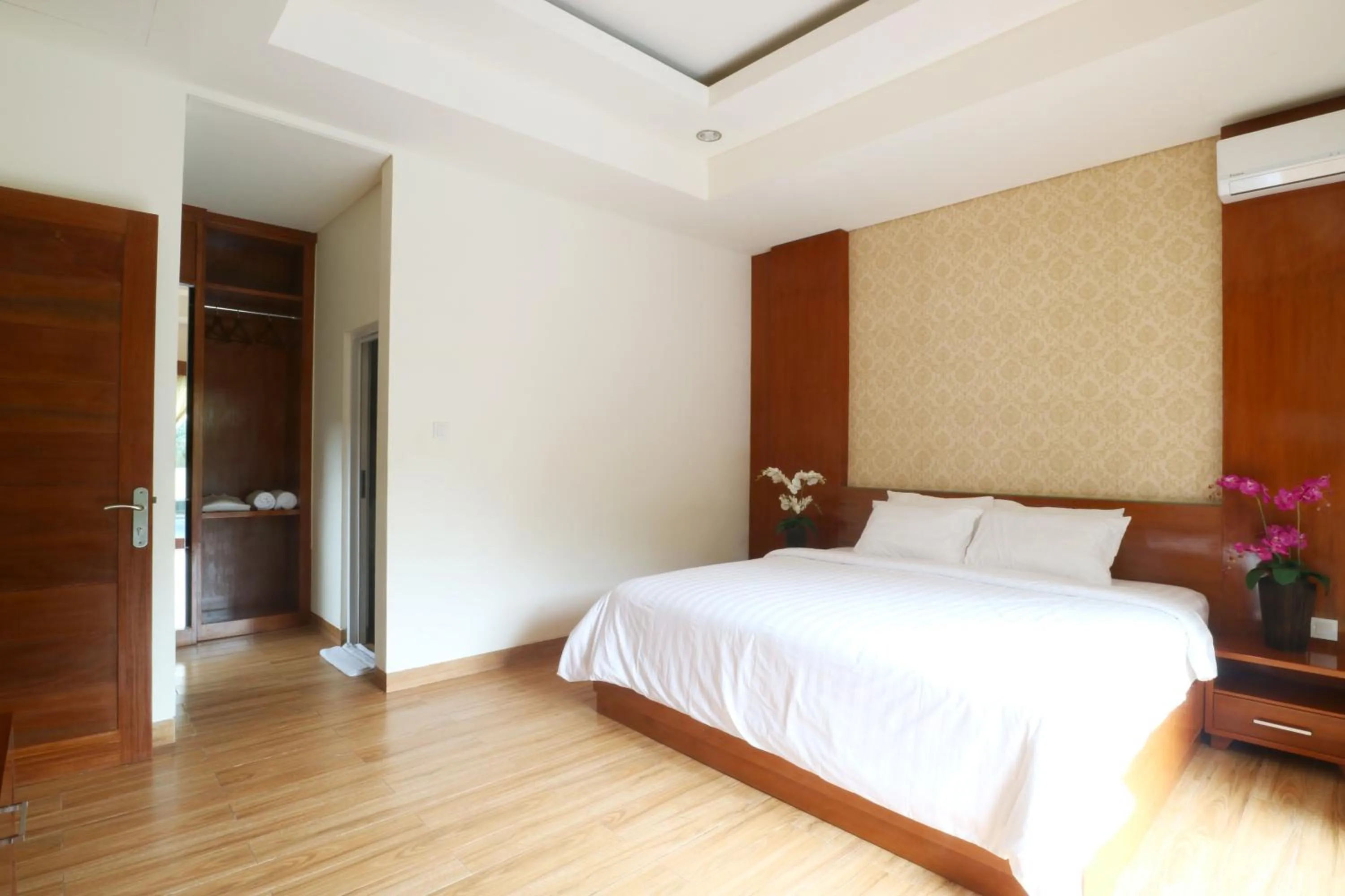 Bedroom, Bed in The Umah Pandawa Hotel and Villas