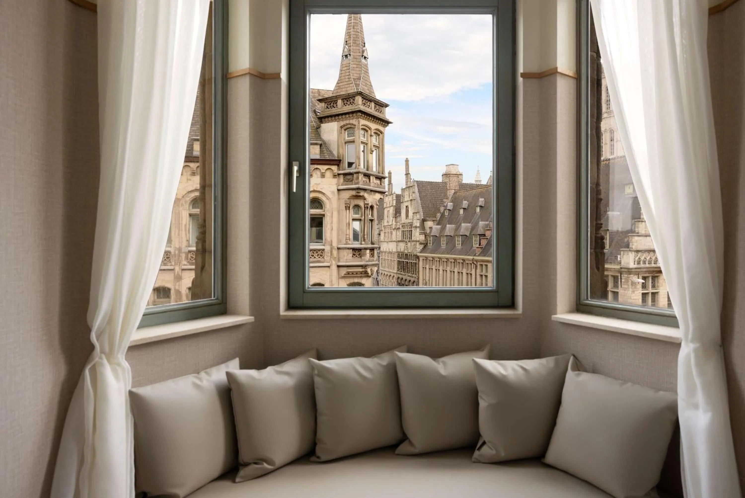 Bedroom in NH Collection Gent