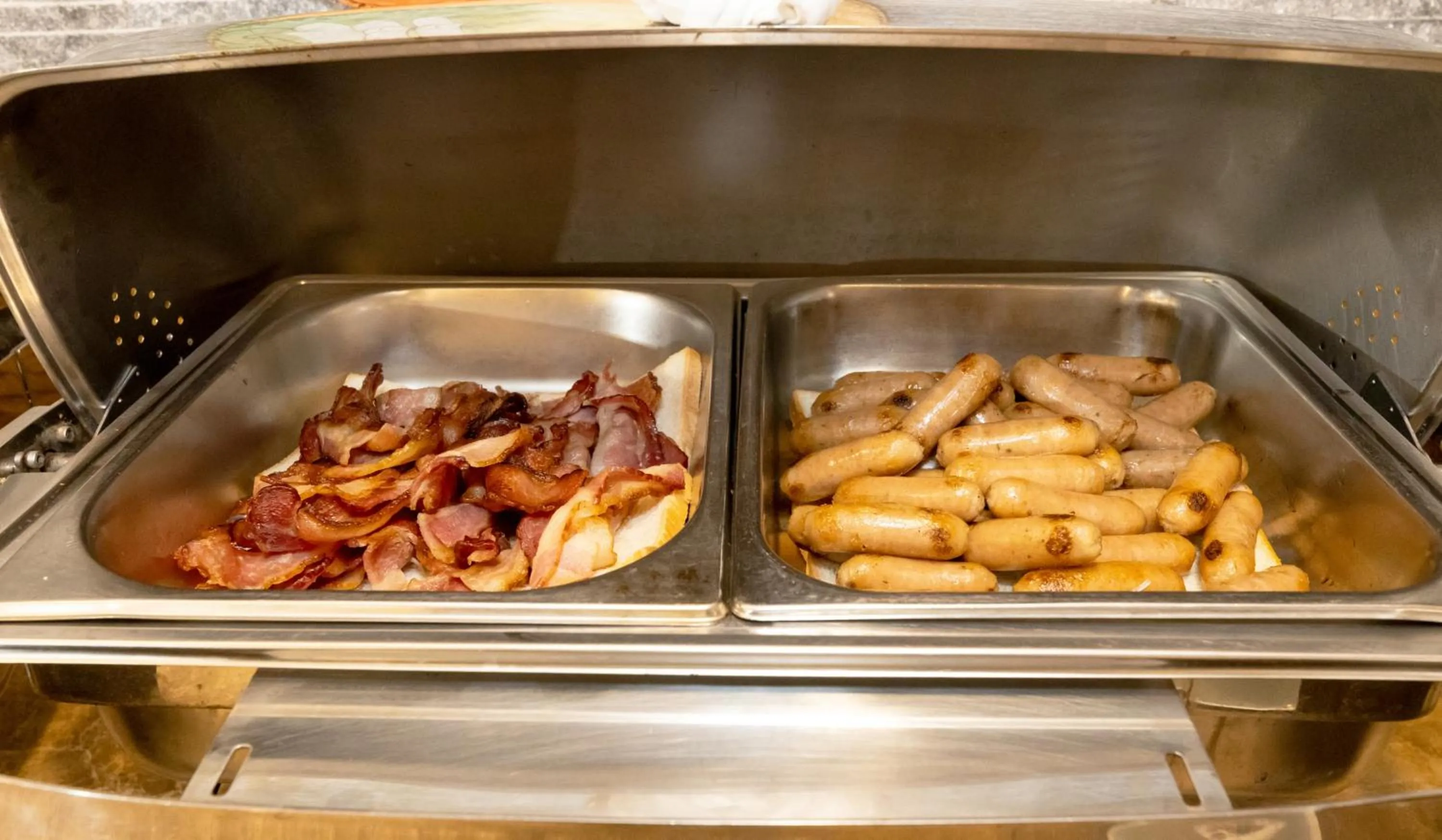 Food and drinks in Luxor Boutique Hotel Phu Quoc