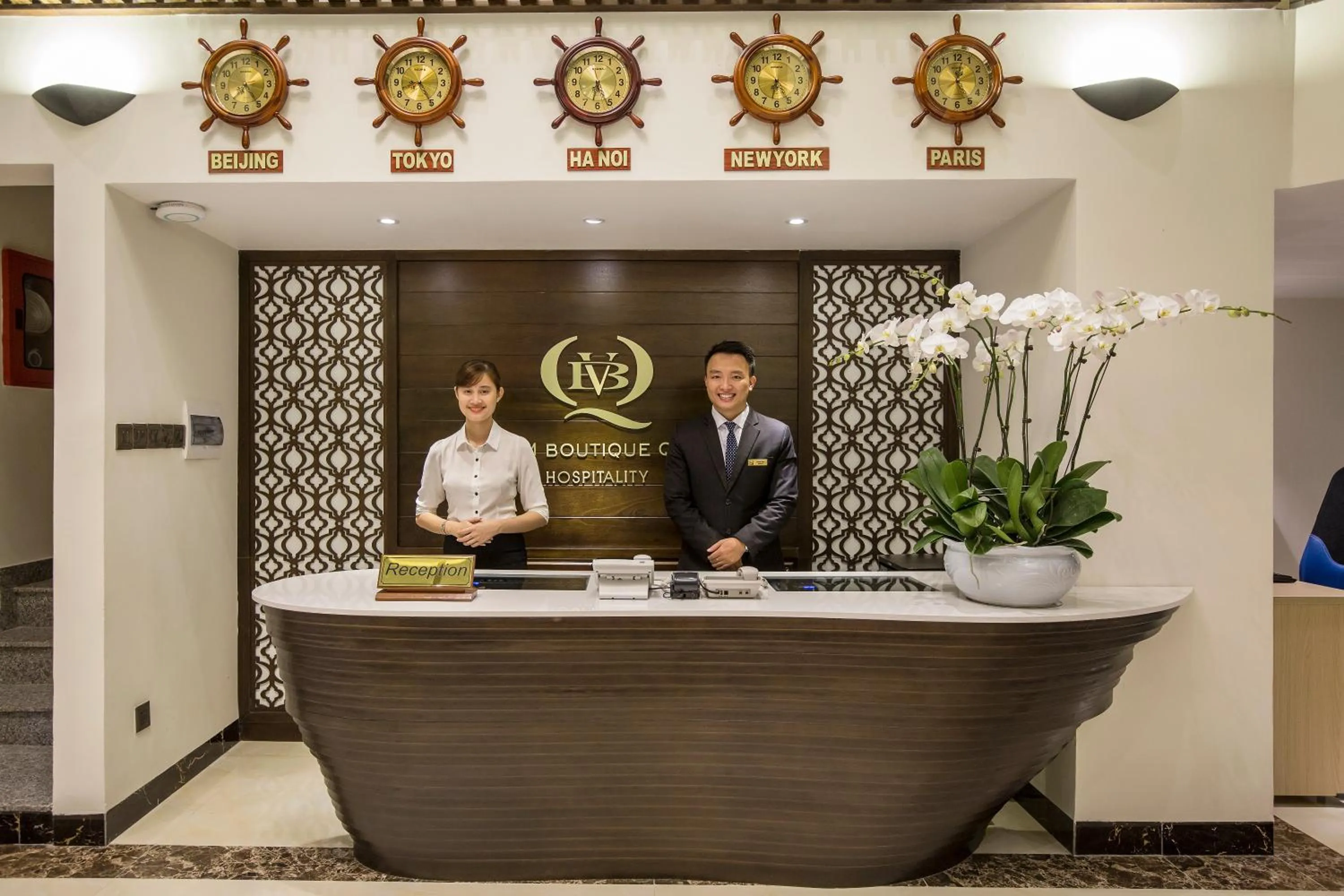 Lobby or reception in Sofia Suite Hotel & Spa Danang - Free Craft Beer and 20 minute Spa per room